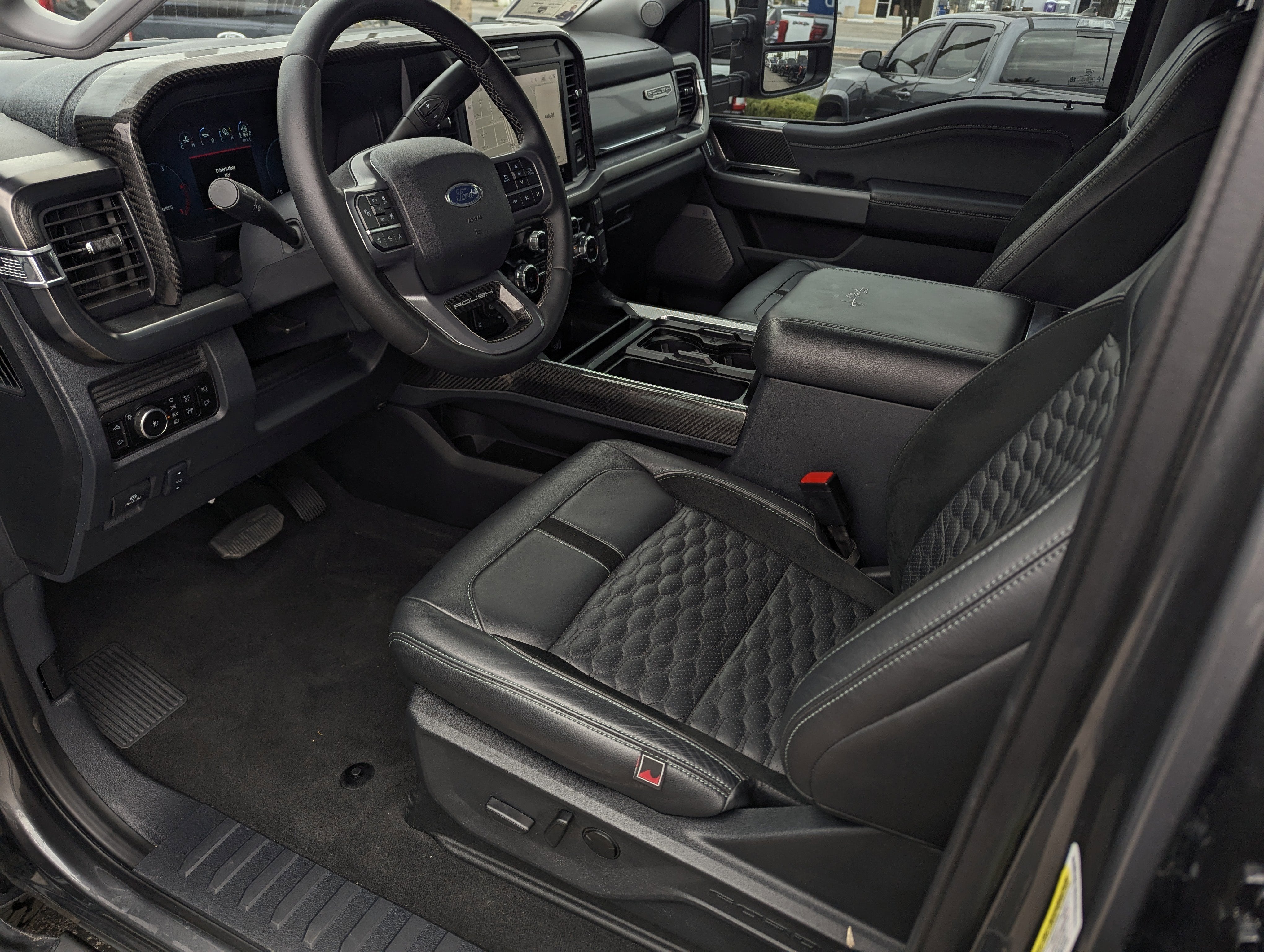 2025 Ford Super Duty F-250 SRW LARIAT