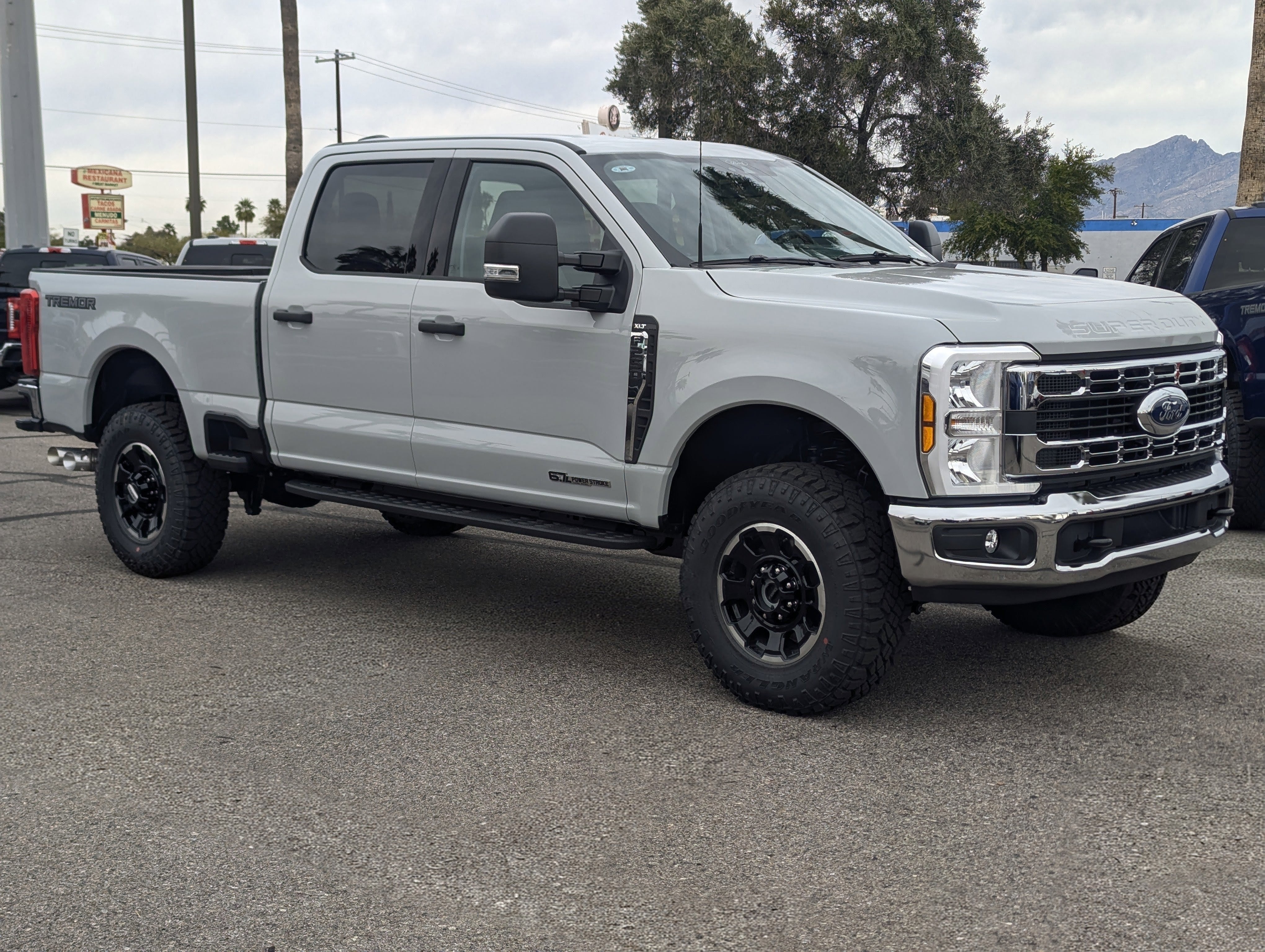 2026 Ford Super Duty F-250® XLT