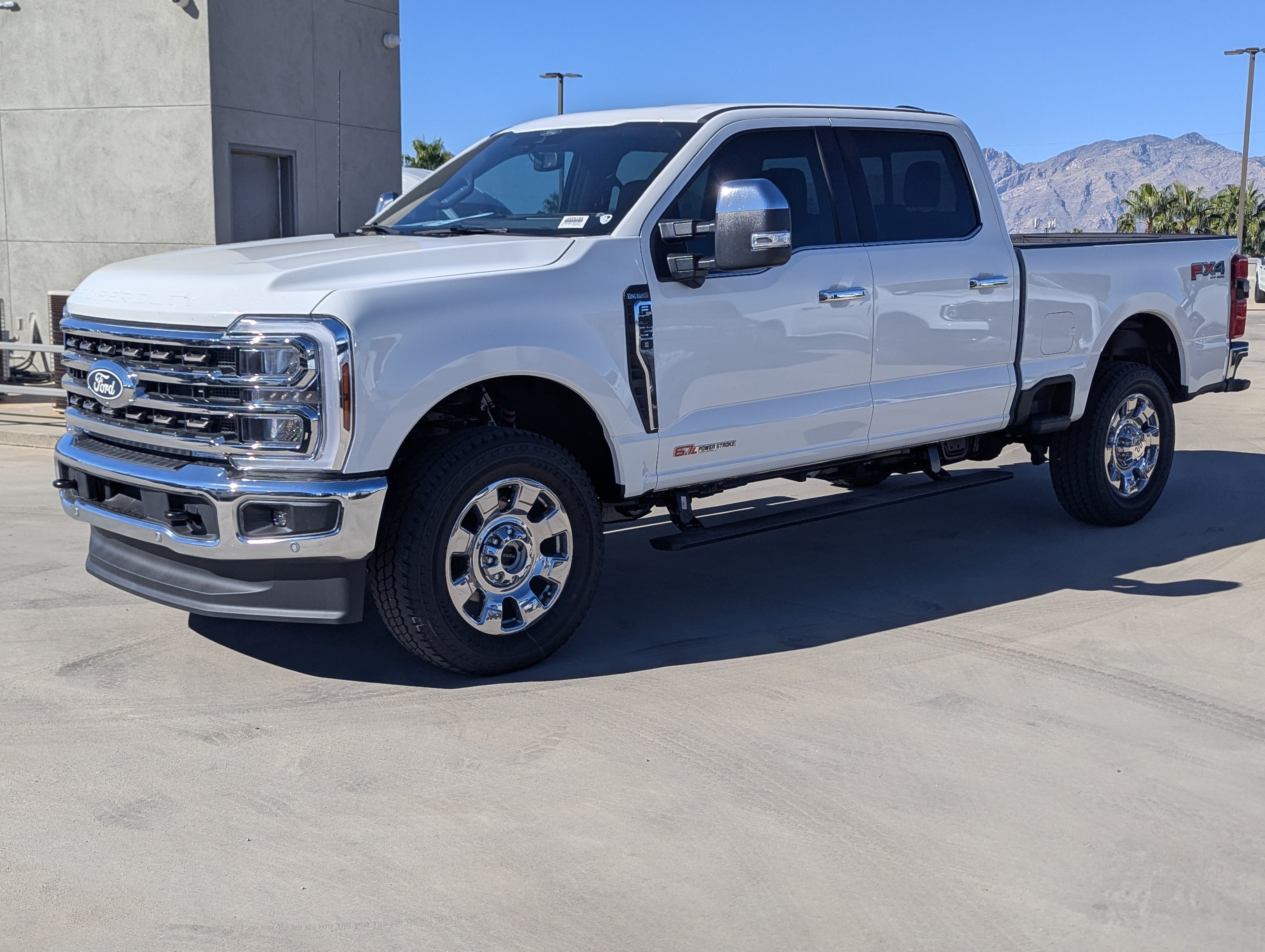2027 Ford Super Duty F-350® King Ranch®