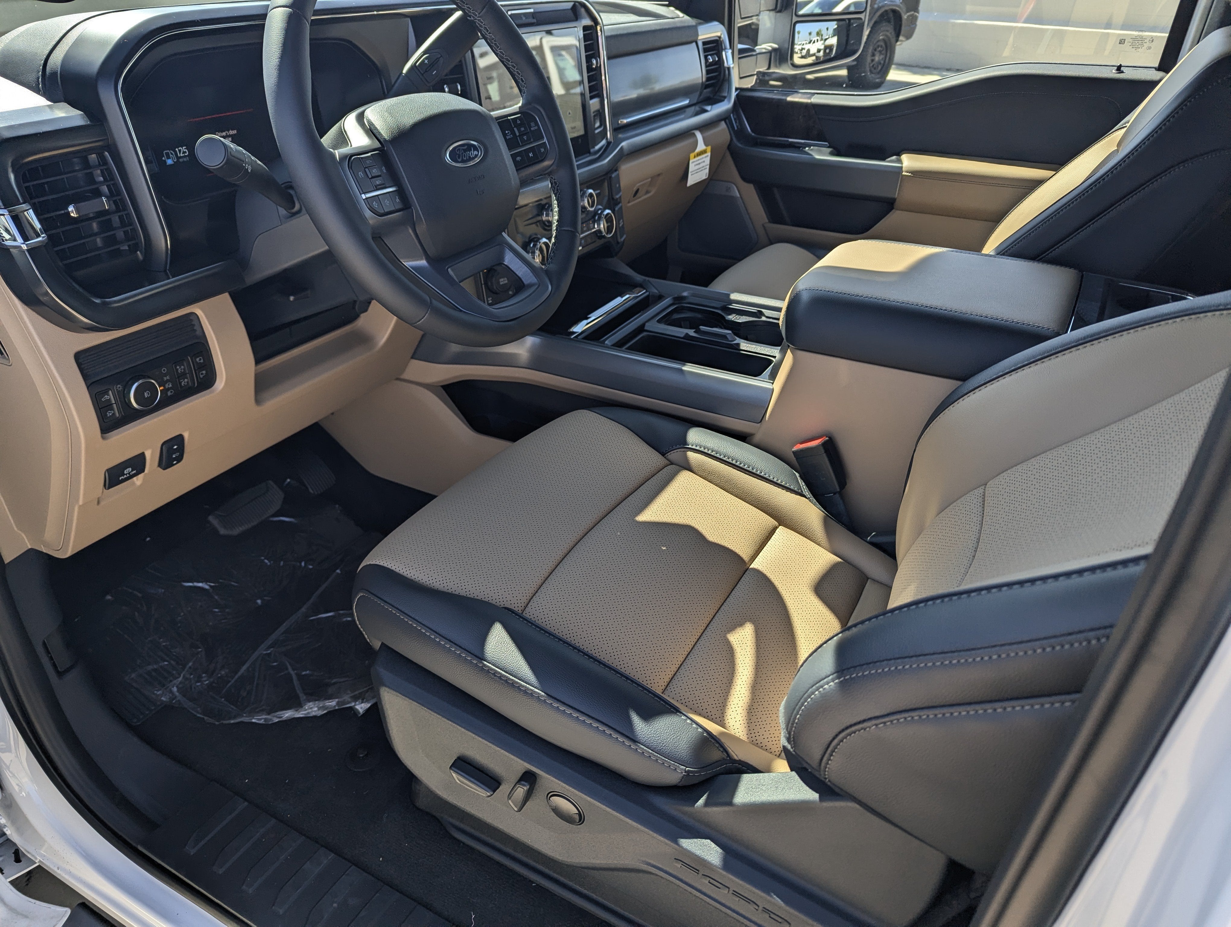 2026 Ford Super Duty F-350® Lariat®