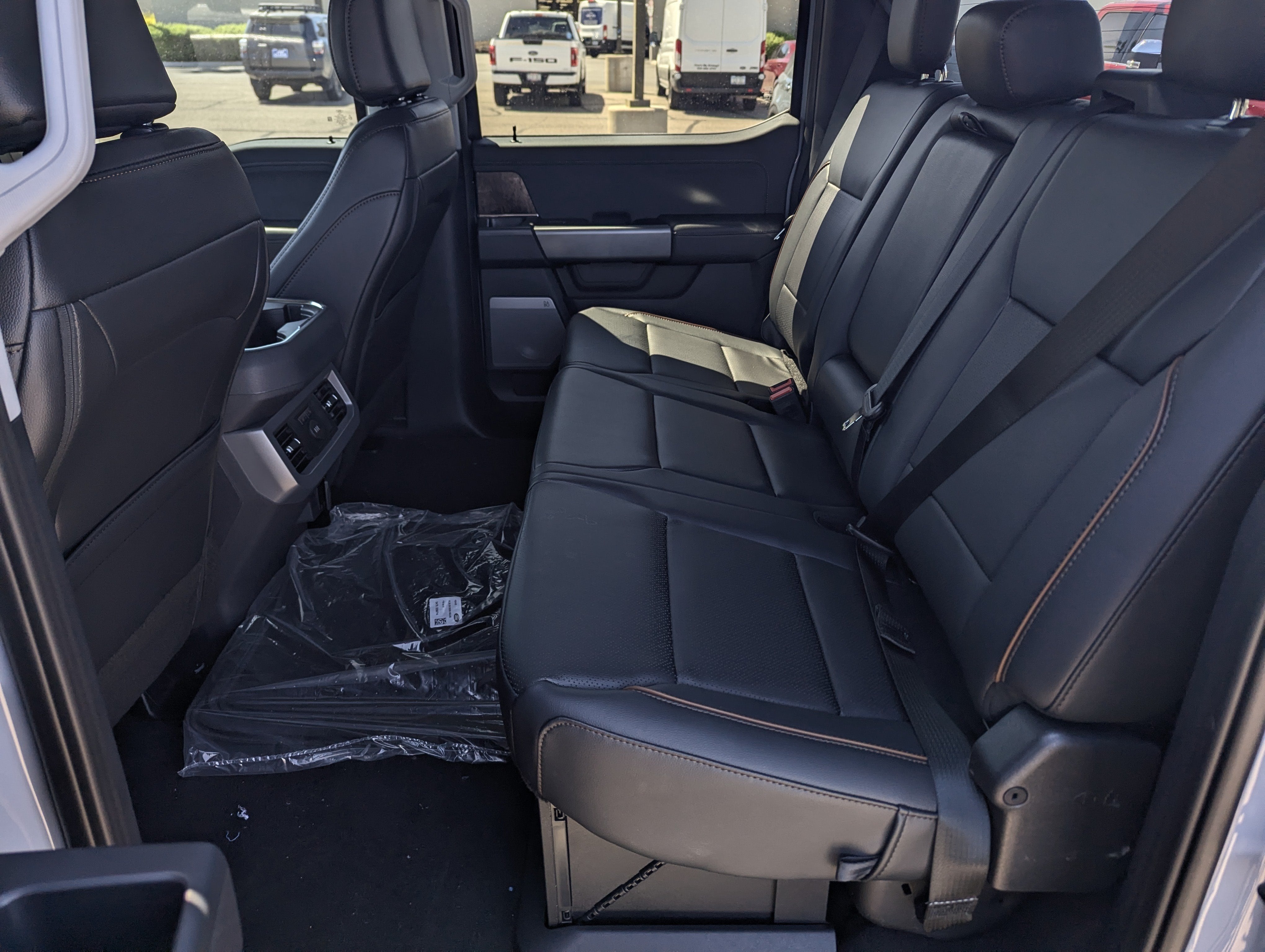 2026 Ford Super Duty F-350® Lariat®