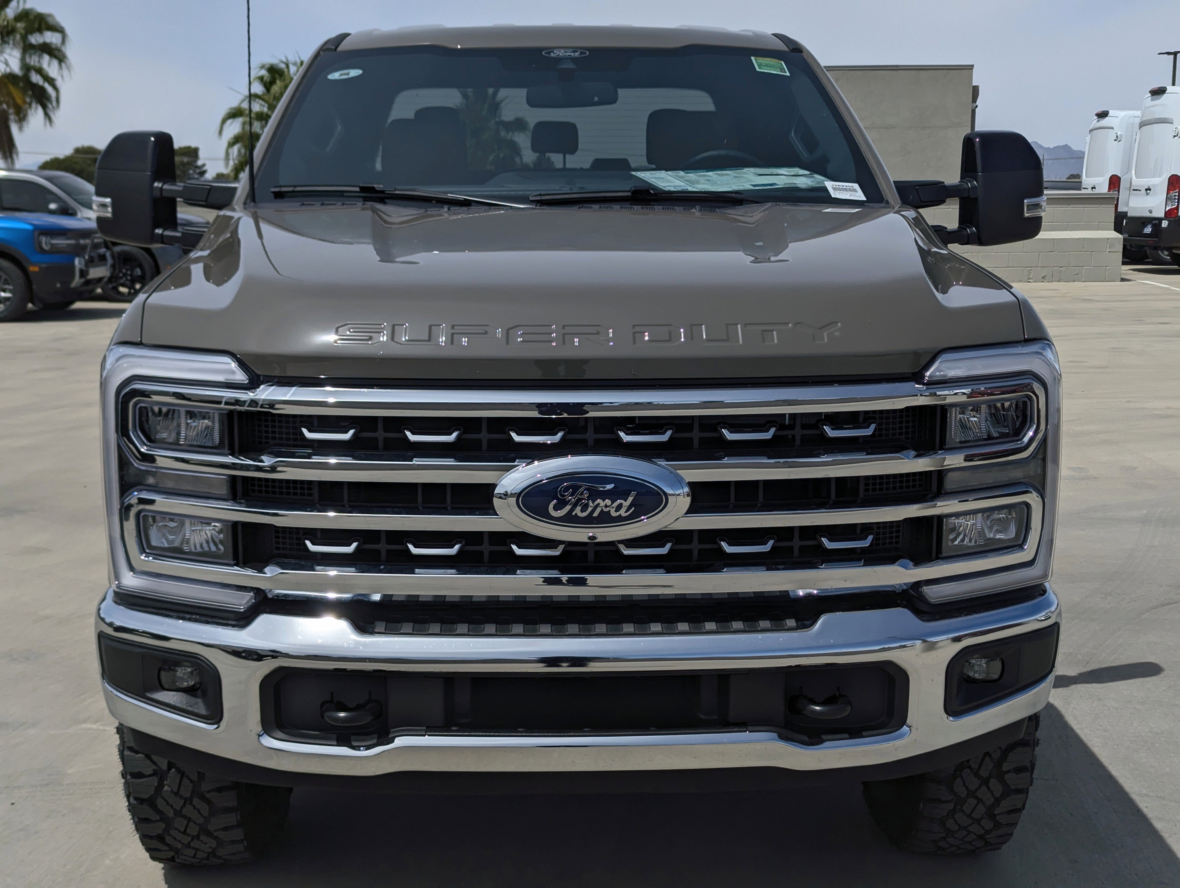 2026 Ford Super Duty F-350 SRW LARIAT