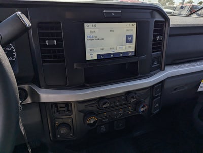 2025 Ford Super Duty F-350® XLT