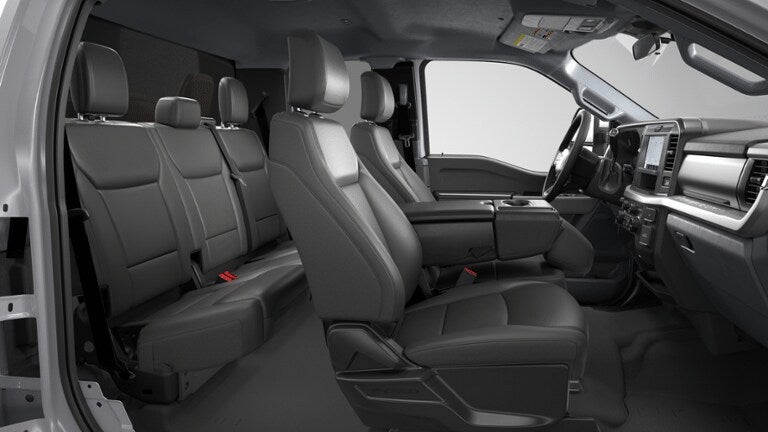 2026 Ford Super Duty F-350® XLT