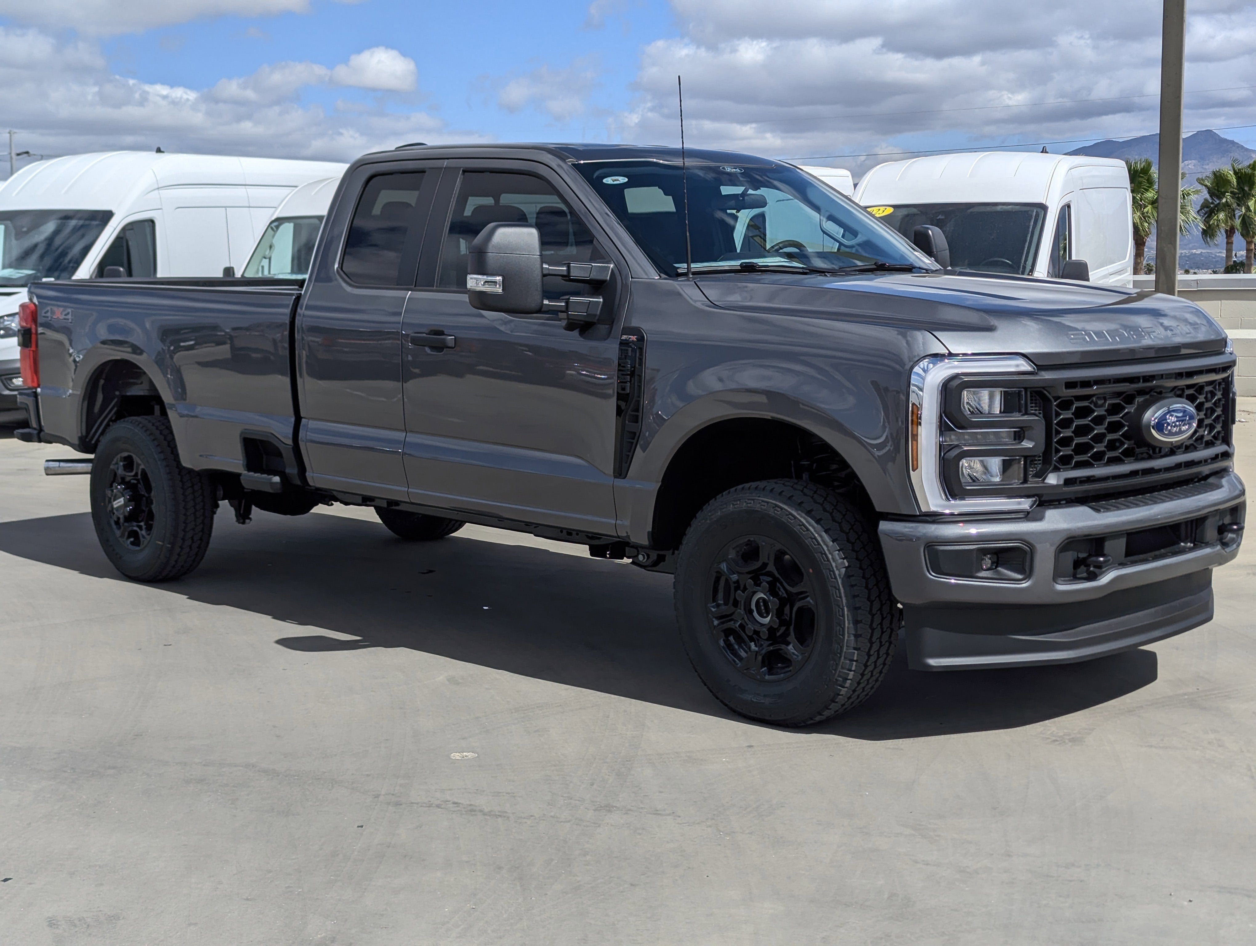 2025 Ford Super Duty F-350® XL