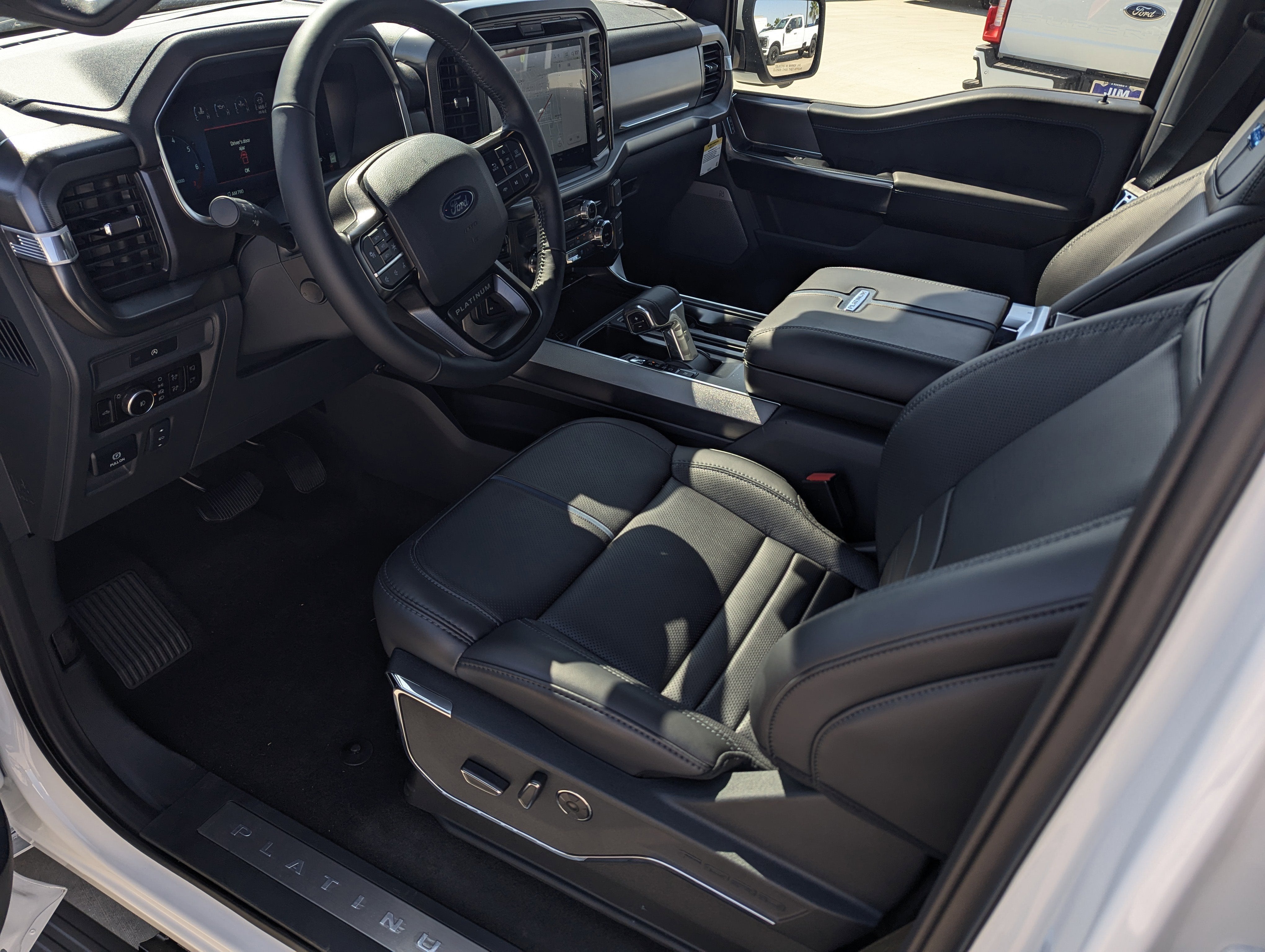 2025 Ford F-150 Platinum®