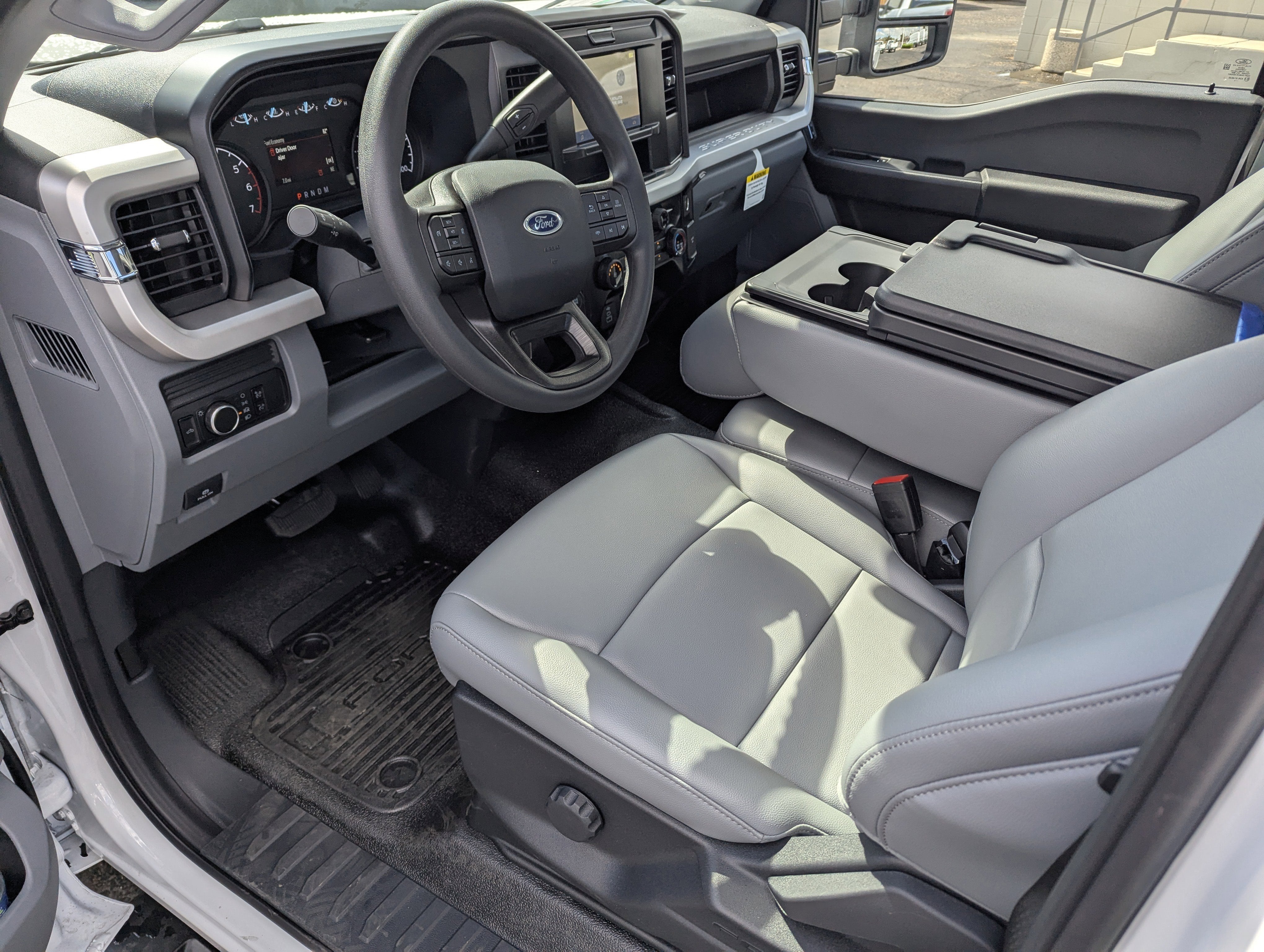 2025 Ford Super Duty F-350® XL