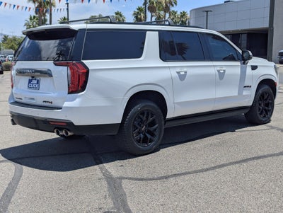 2022 GMC Yukon XL AT4