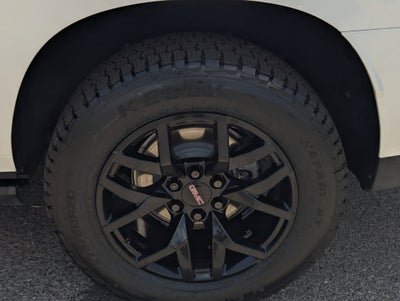 2022 GMC Yukon XL AT4