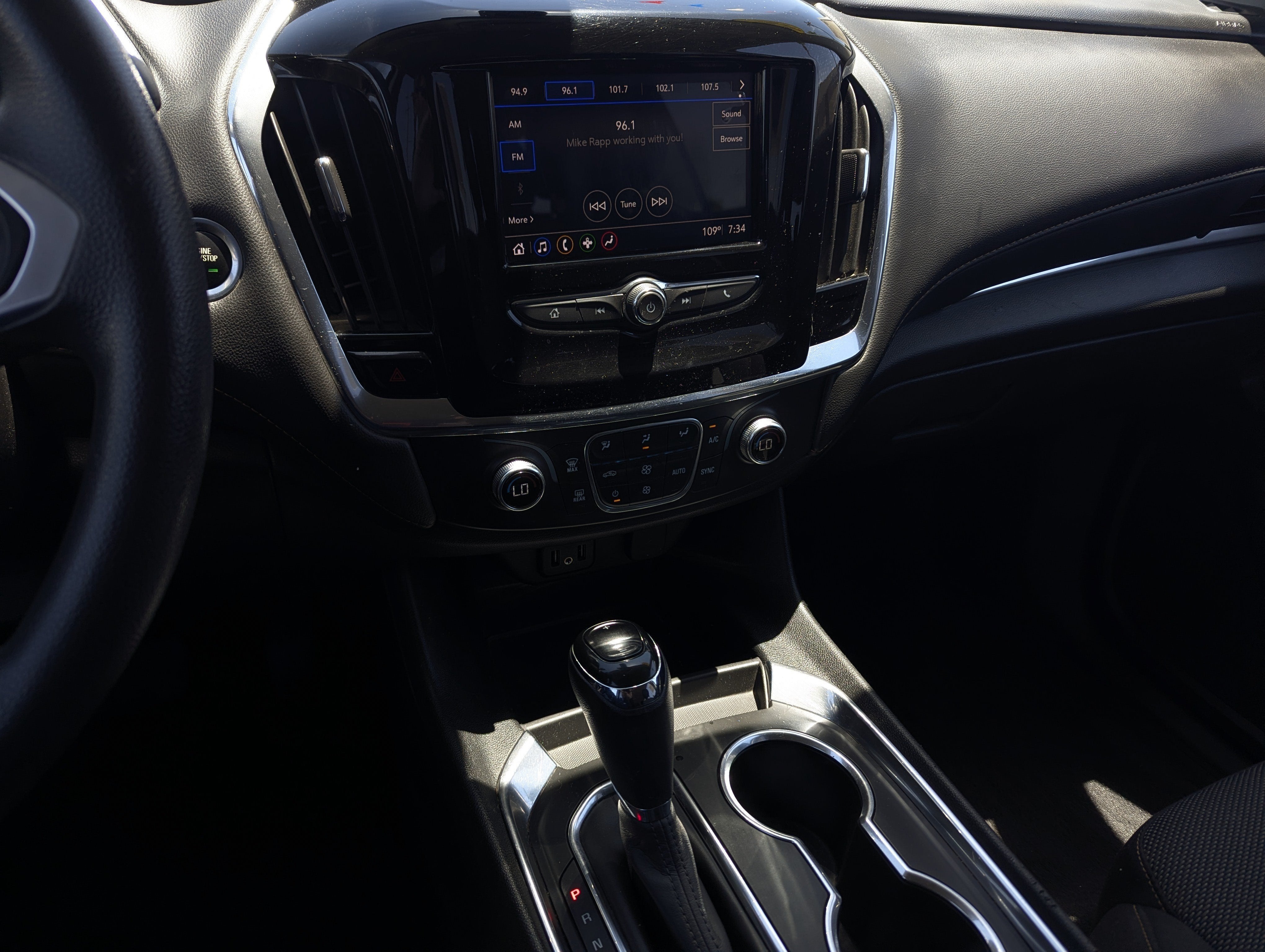 2020 Chevrolet Traverse LS