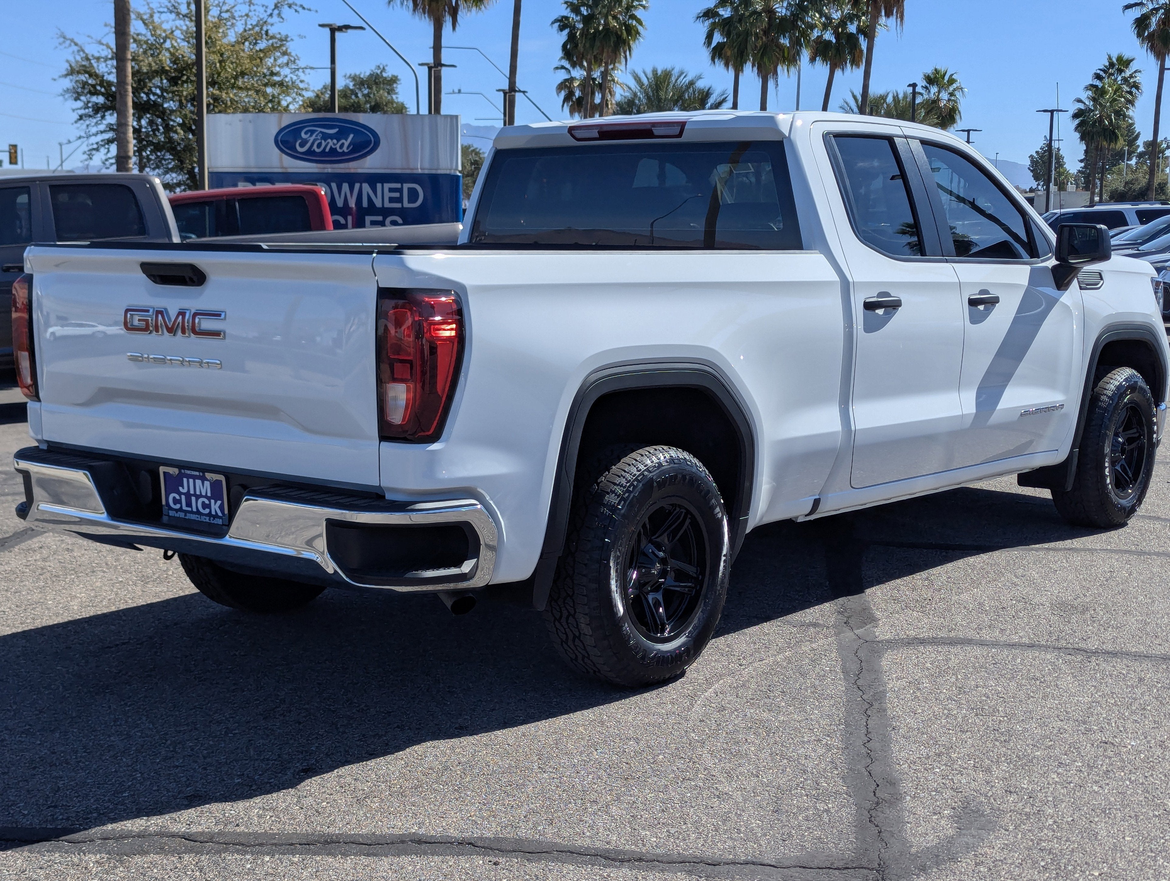 2023 GMC Sierra 1500 Pro