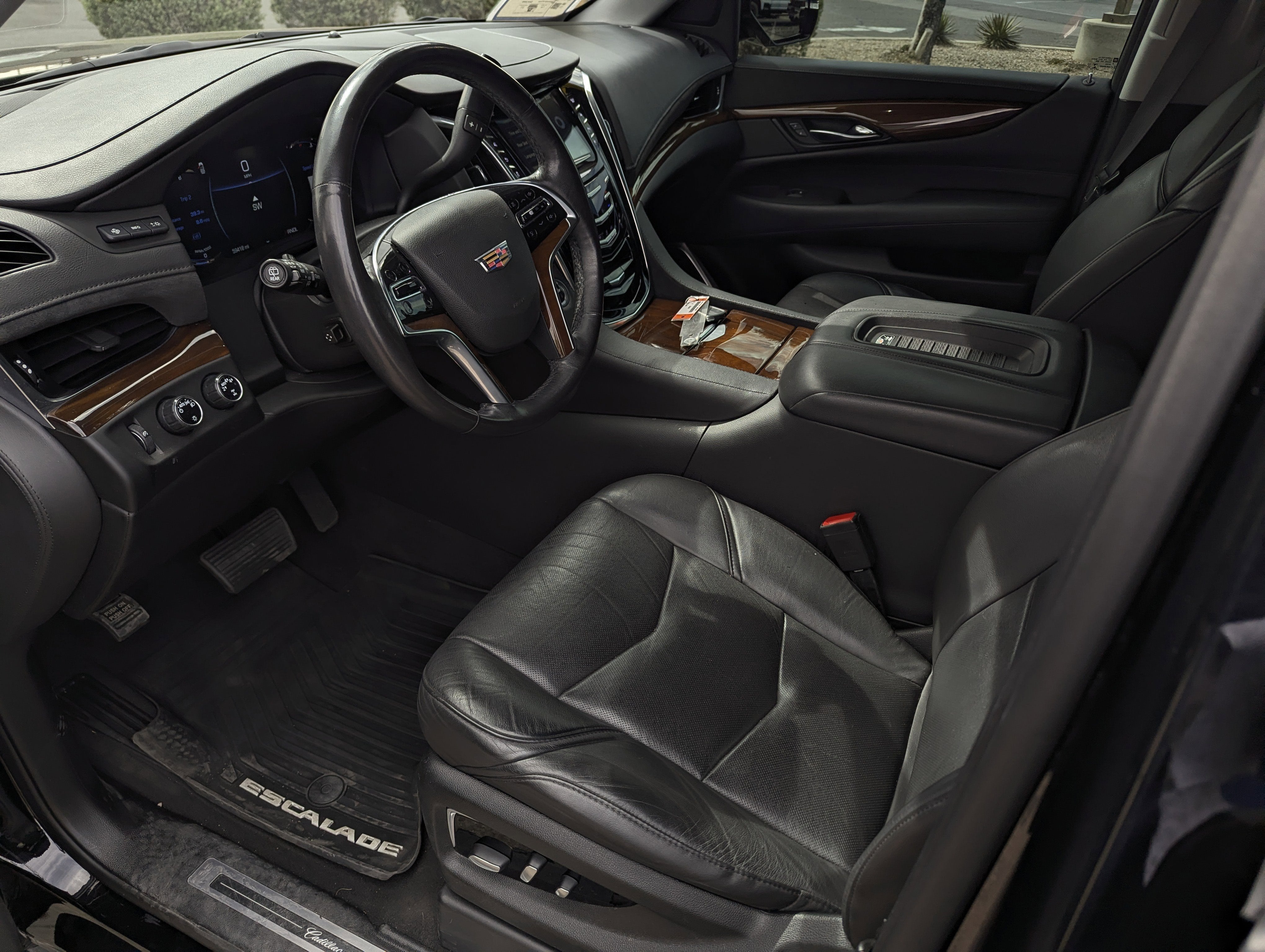 2020 Cadillac Escalade Luxury