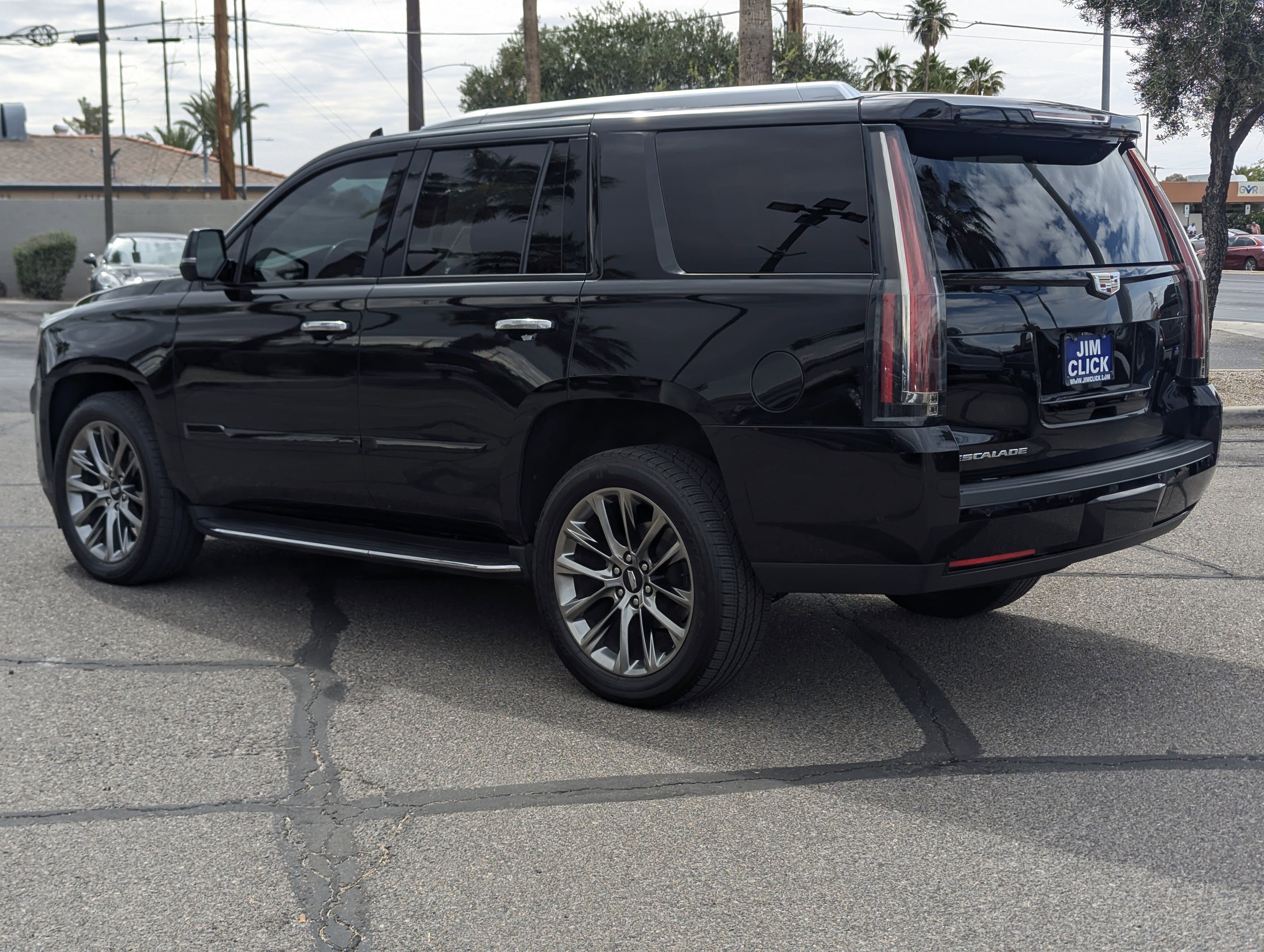 2020 Cadillac Escalade Luxury