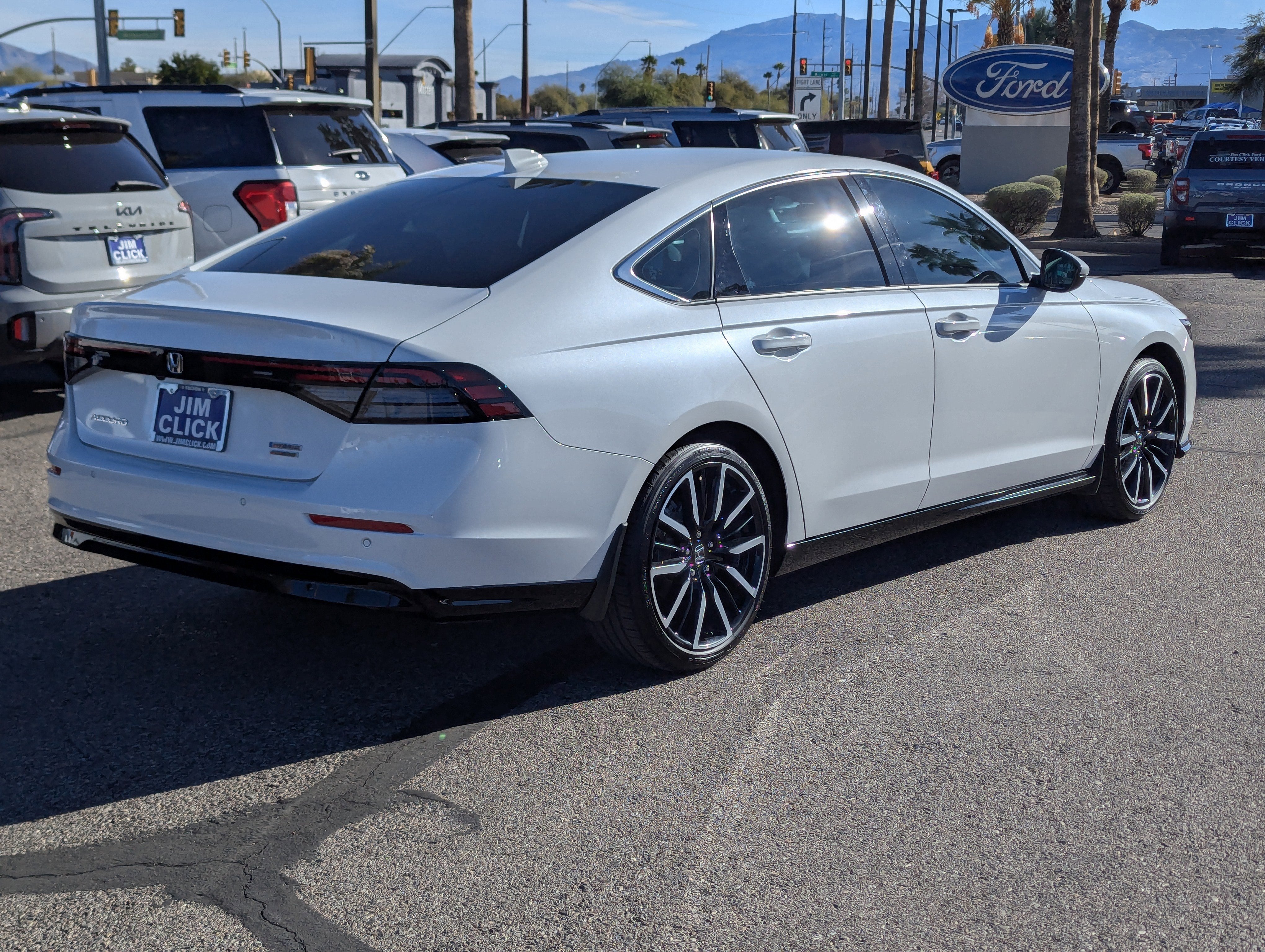 2025 Honda Accord Hybrid Touring