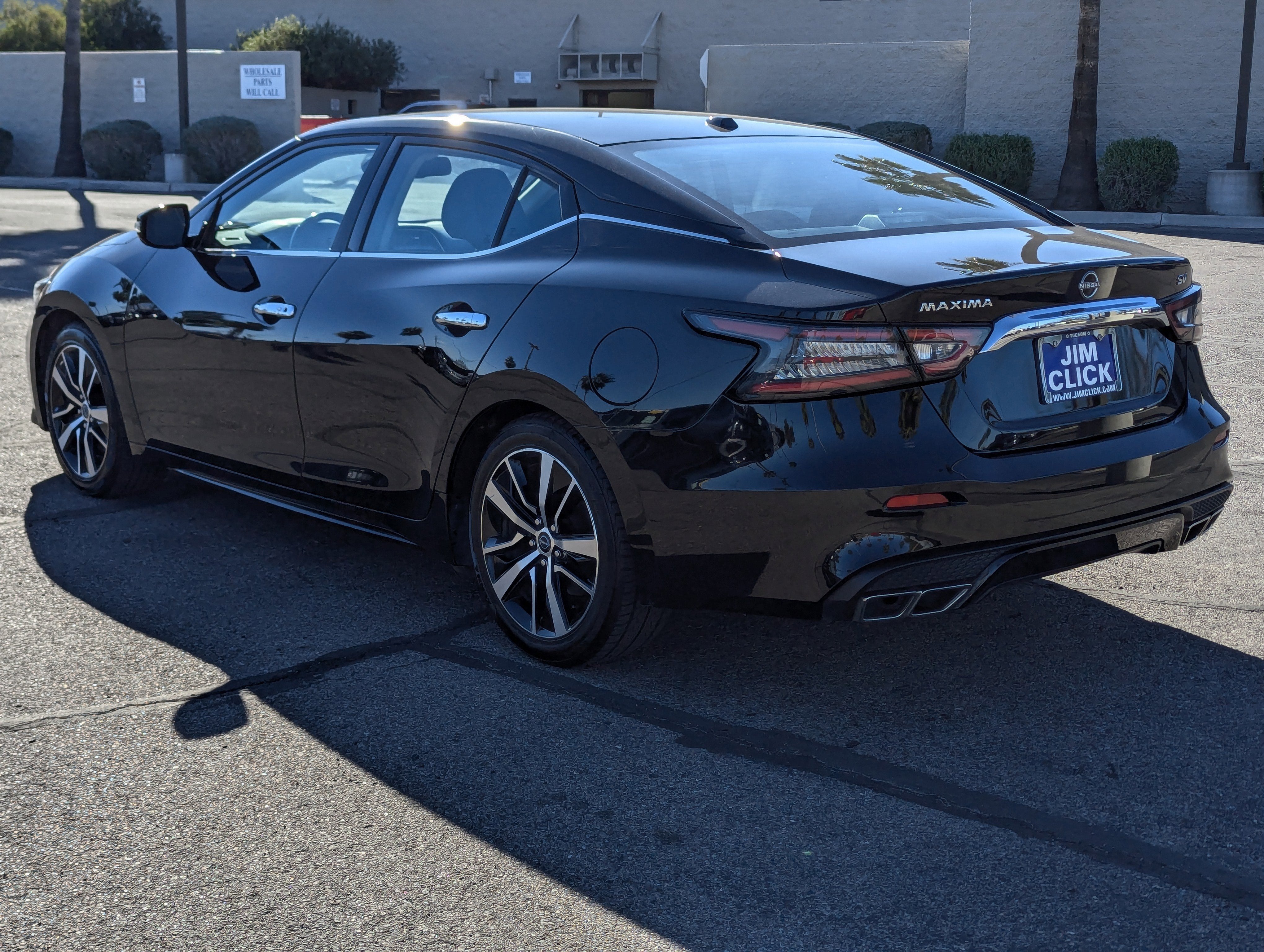 2023 Nissan Maxima SV