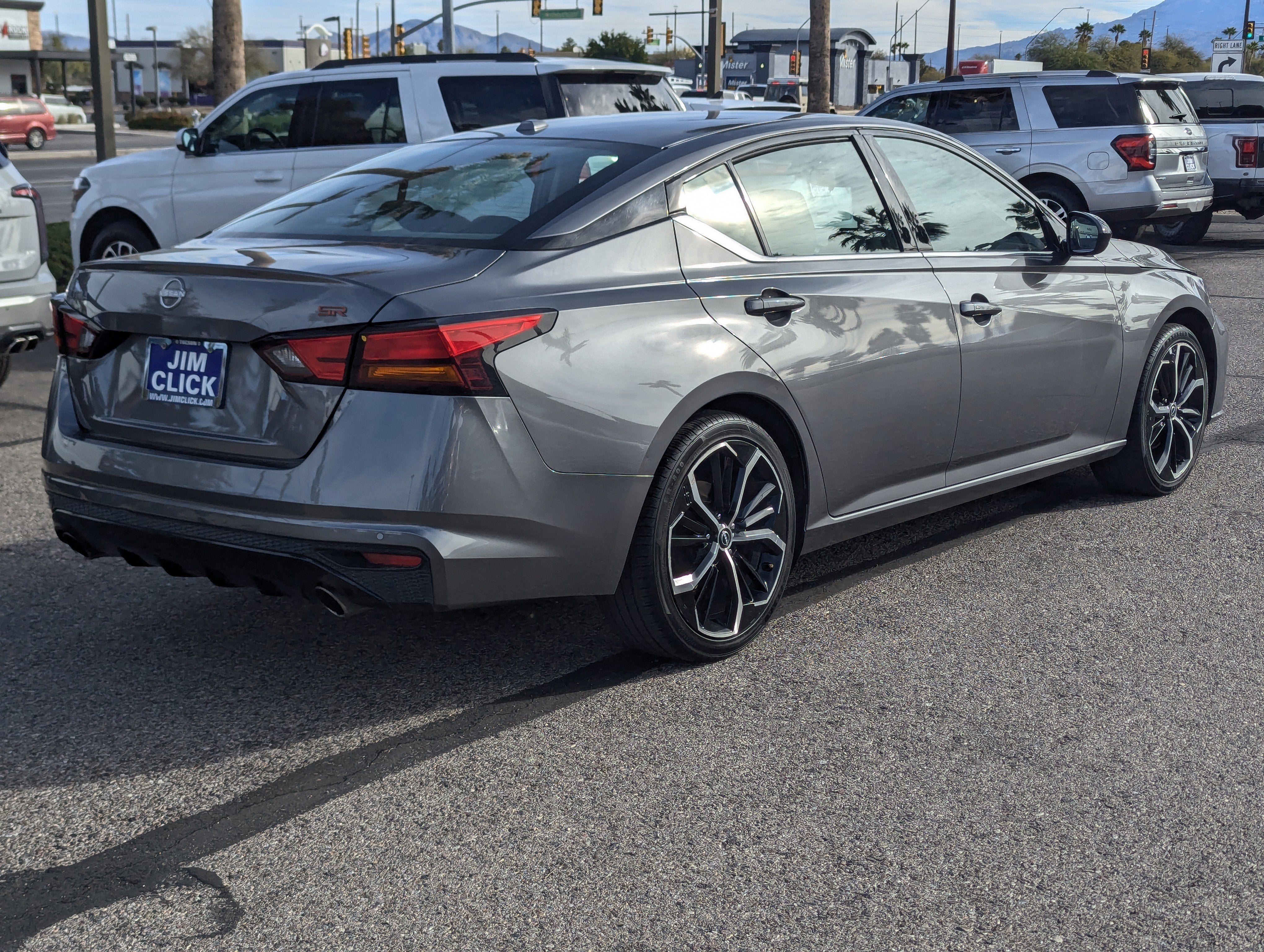 2024 Nissan Altima 2.5 SR