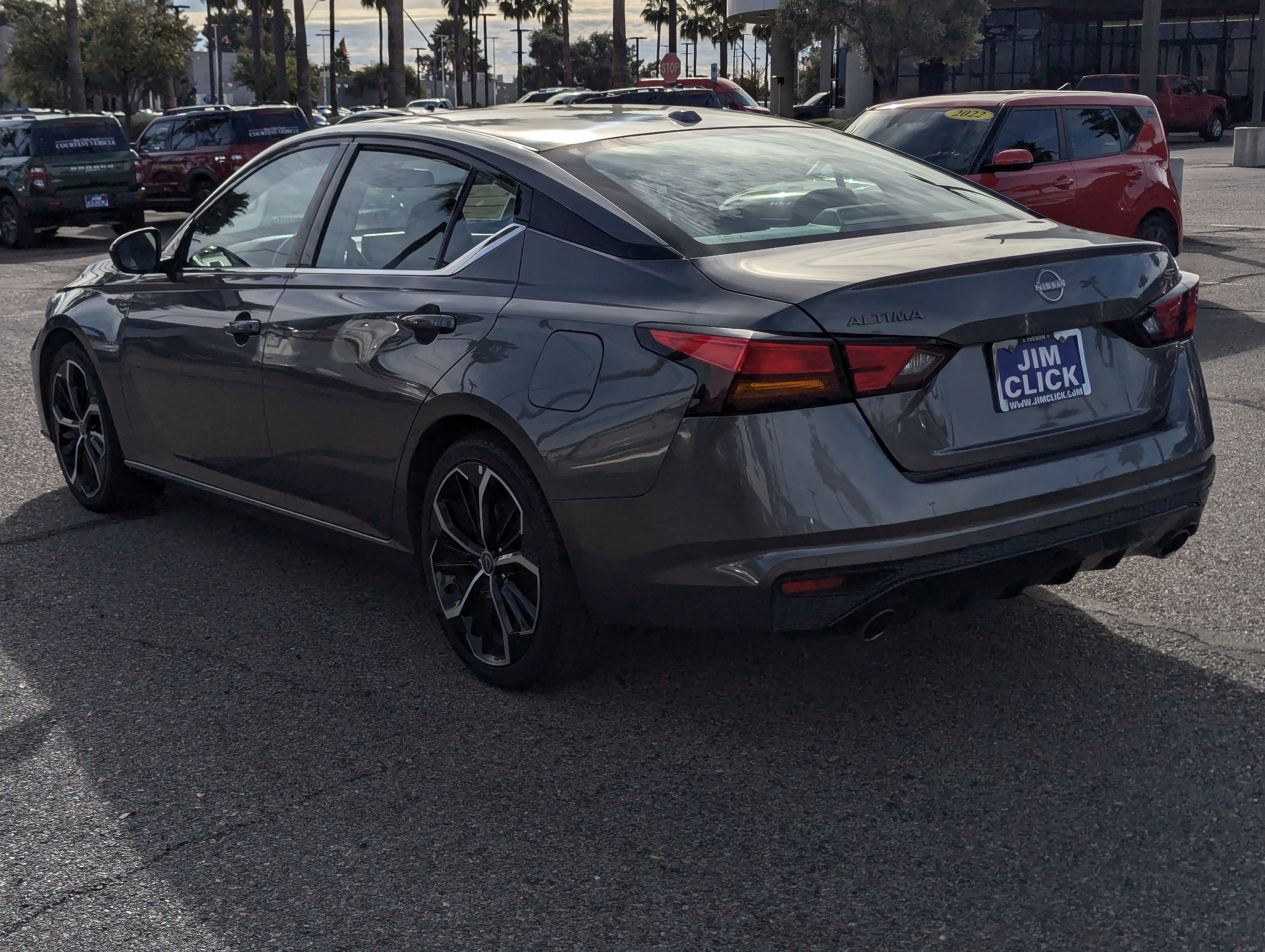 2024 Nissan Altima 2.5 SR