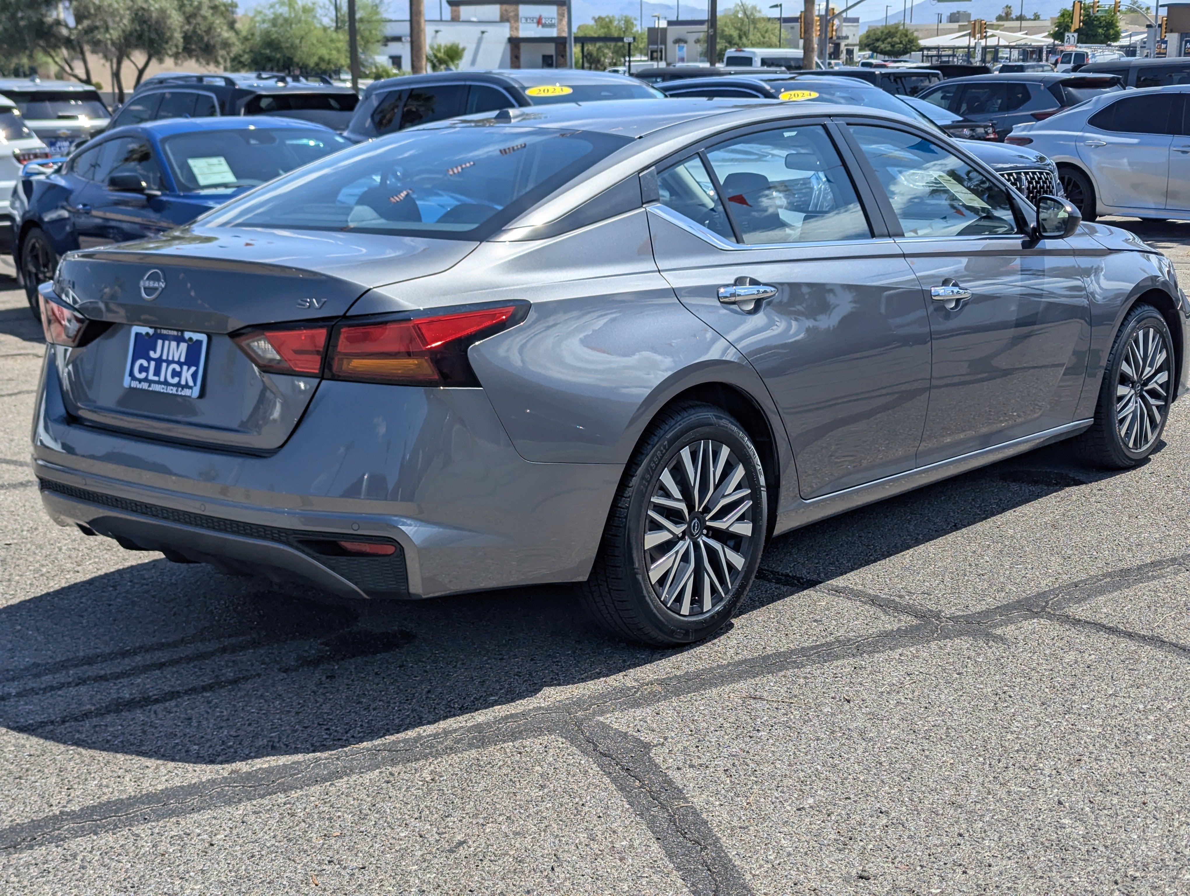 2024 Nissan Altima 2.5 SV