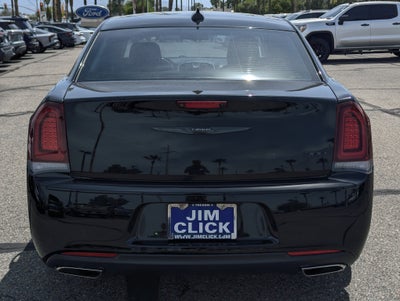 2021 Chrysler 300 Touring