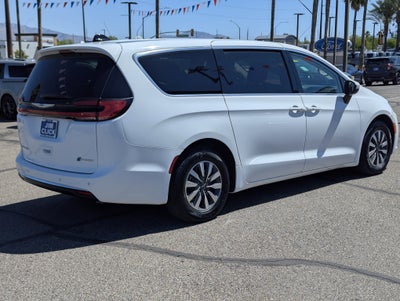 2023 Chrysler Pacifica Hybrid Touring L