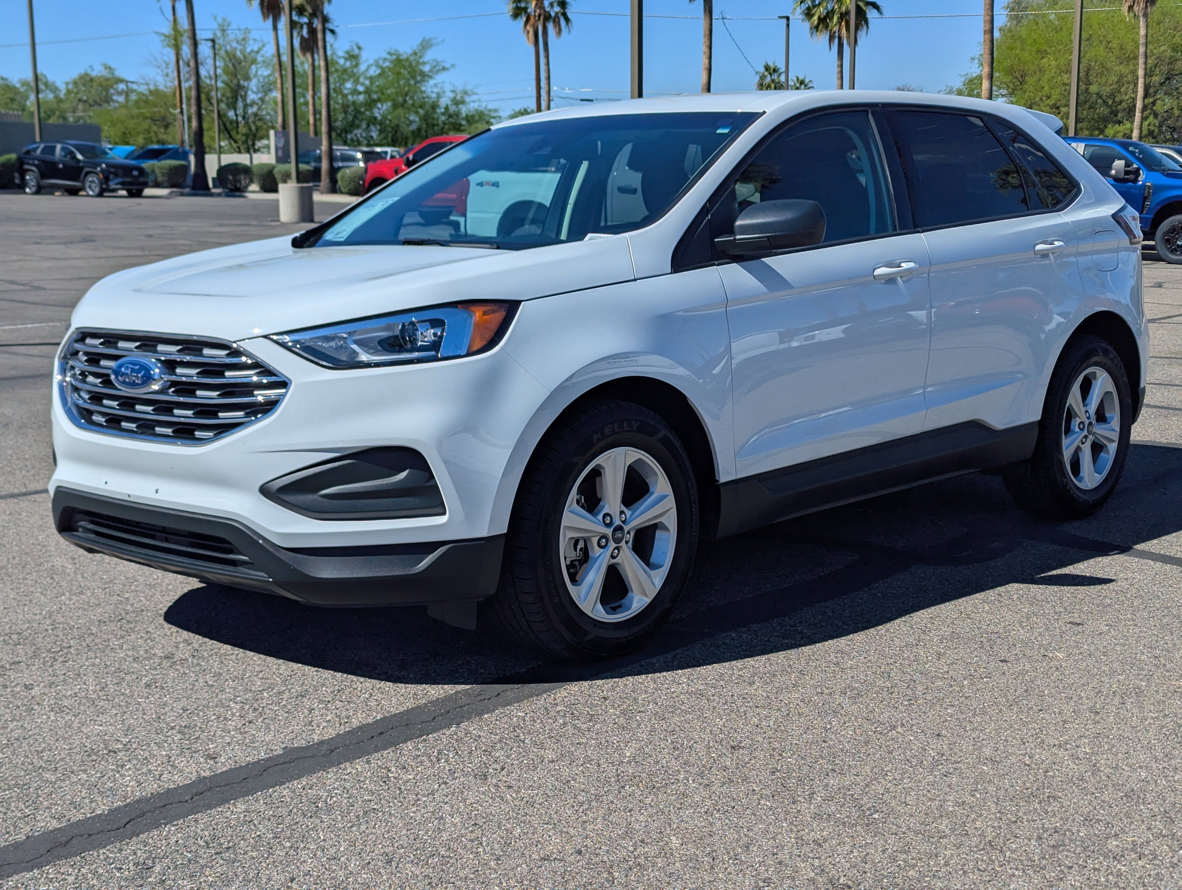 2020 Ford Edge SE