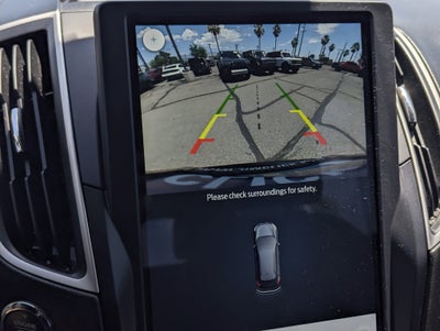 2022 Ford Edge Base