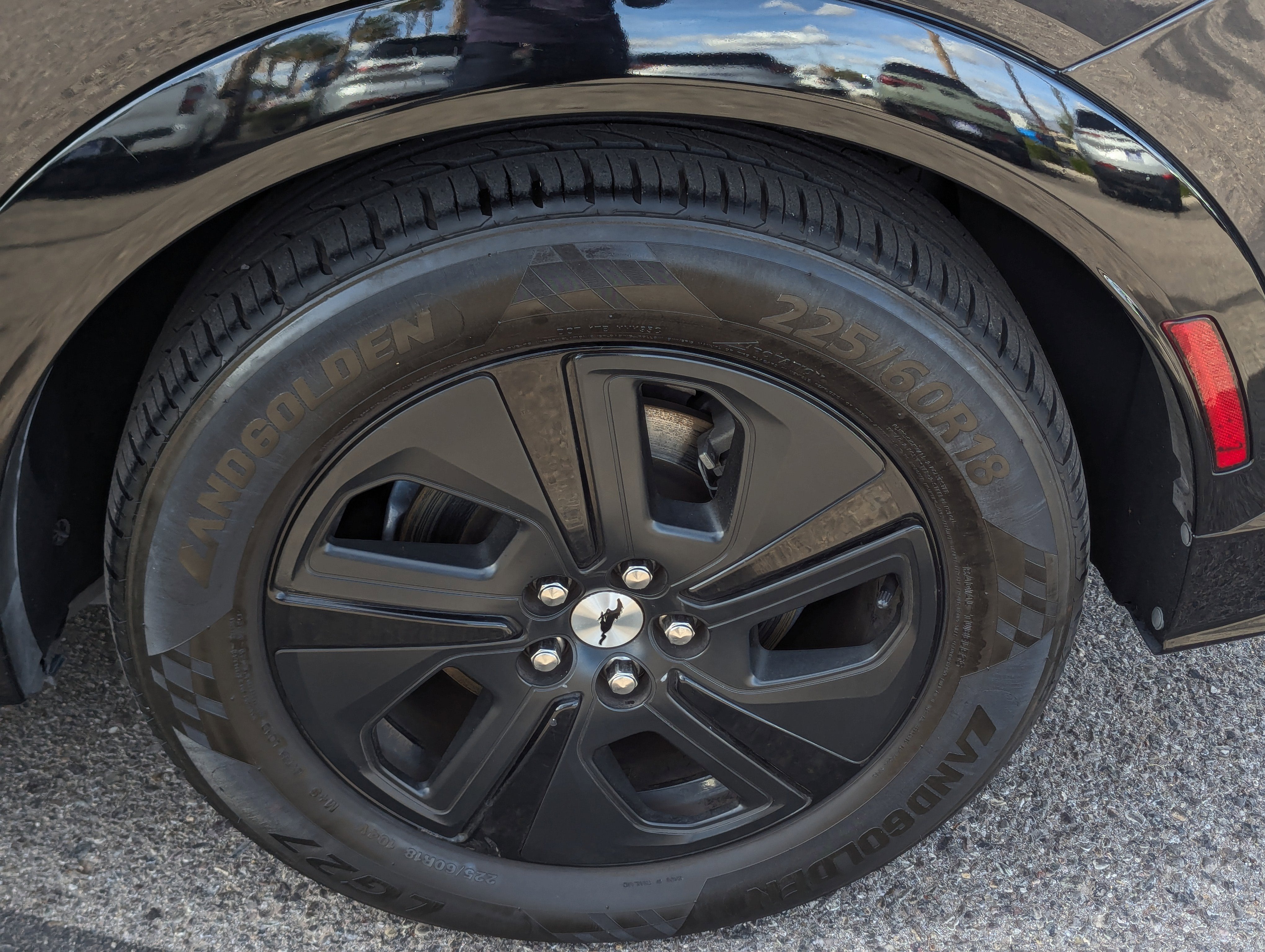 2021 Ford Mustang Mach-E California Route 1