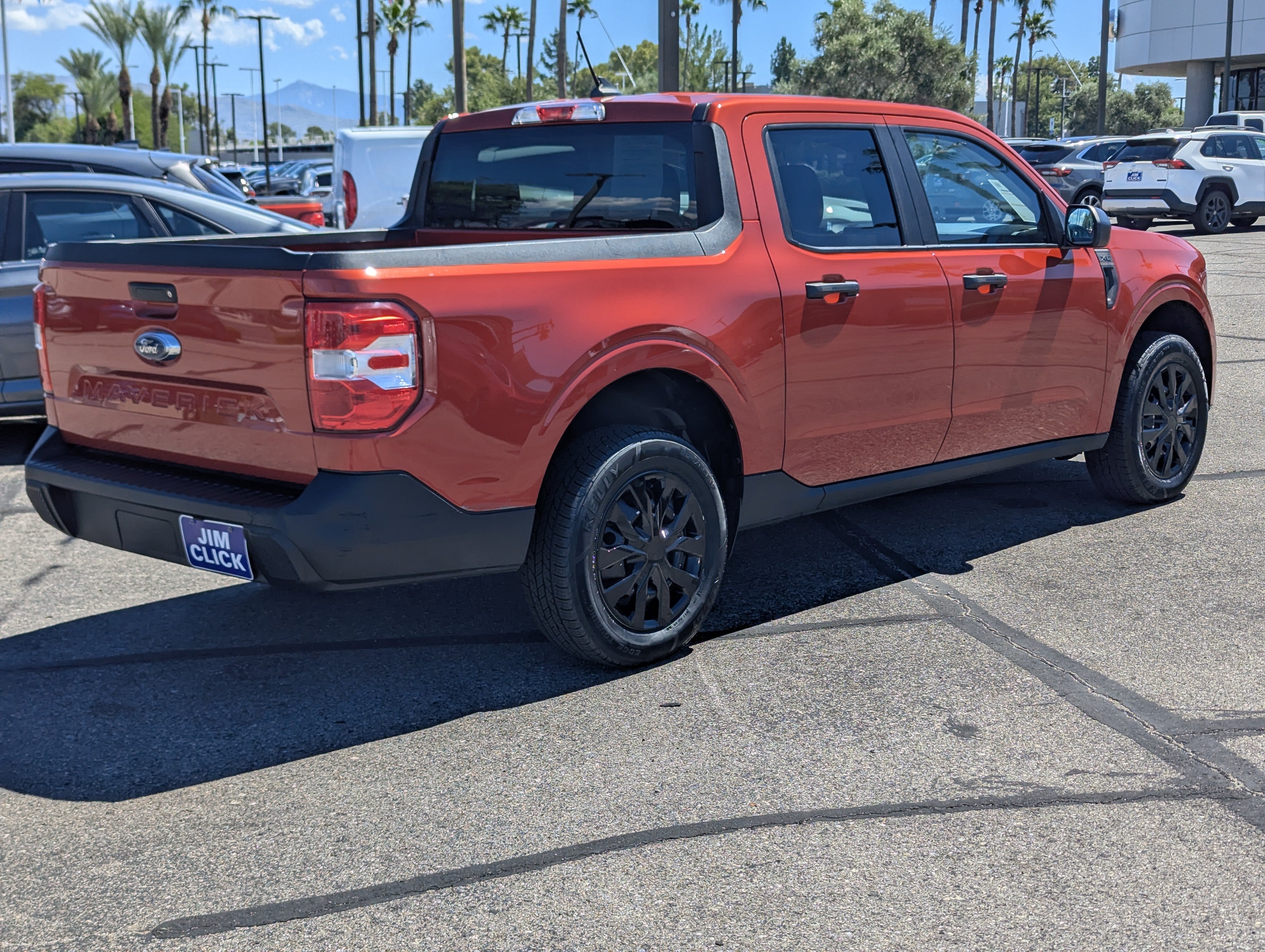 2024 Ford Maverick XL