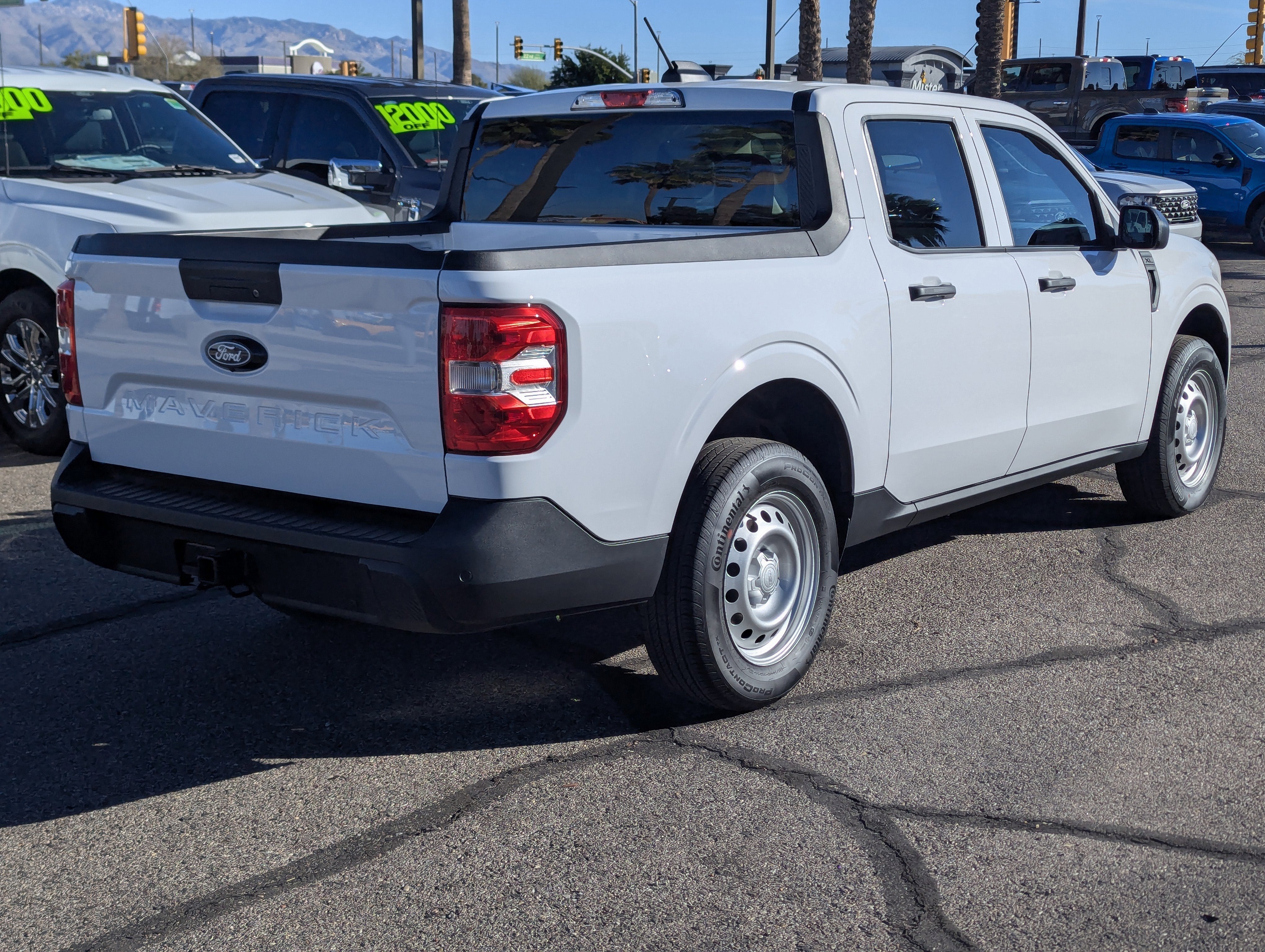 2026 Ford Maverick XL