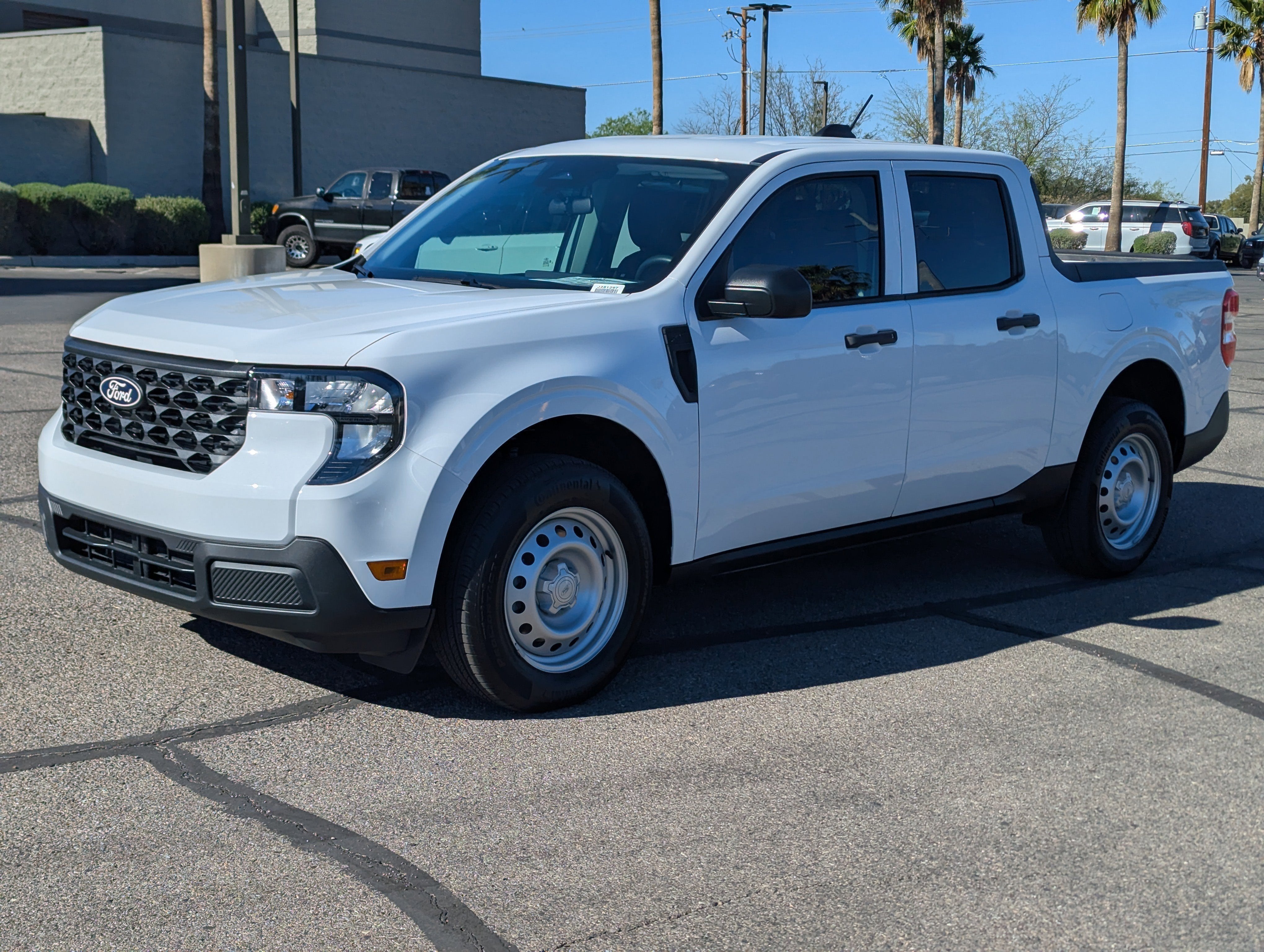 2025 Ford Maverick XL