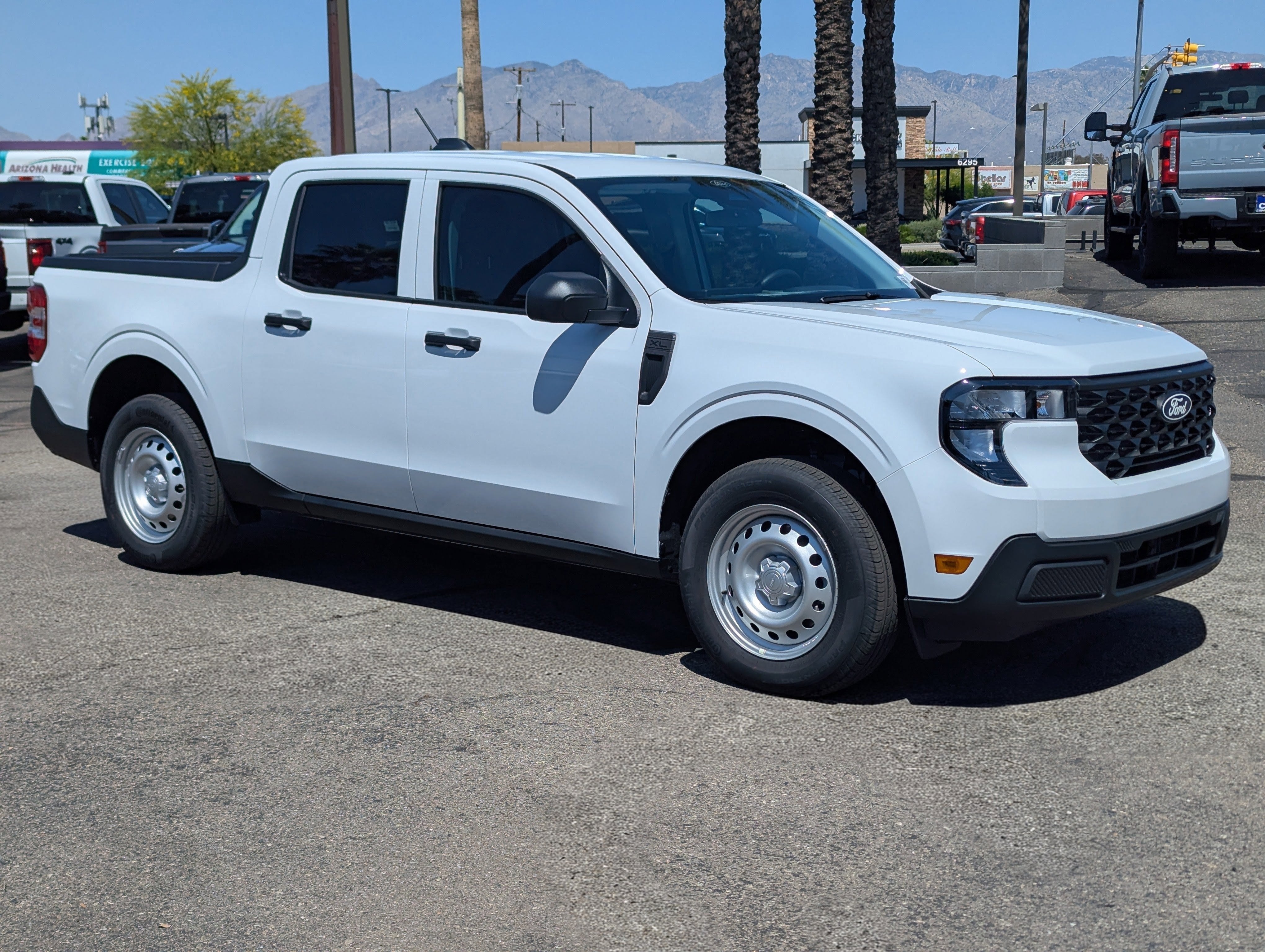 2026 Ford Maverick XL