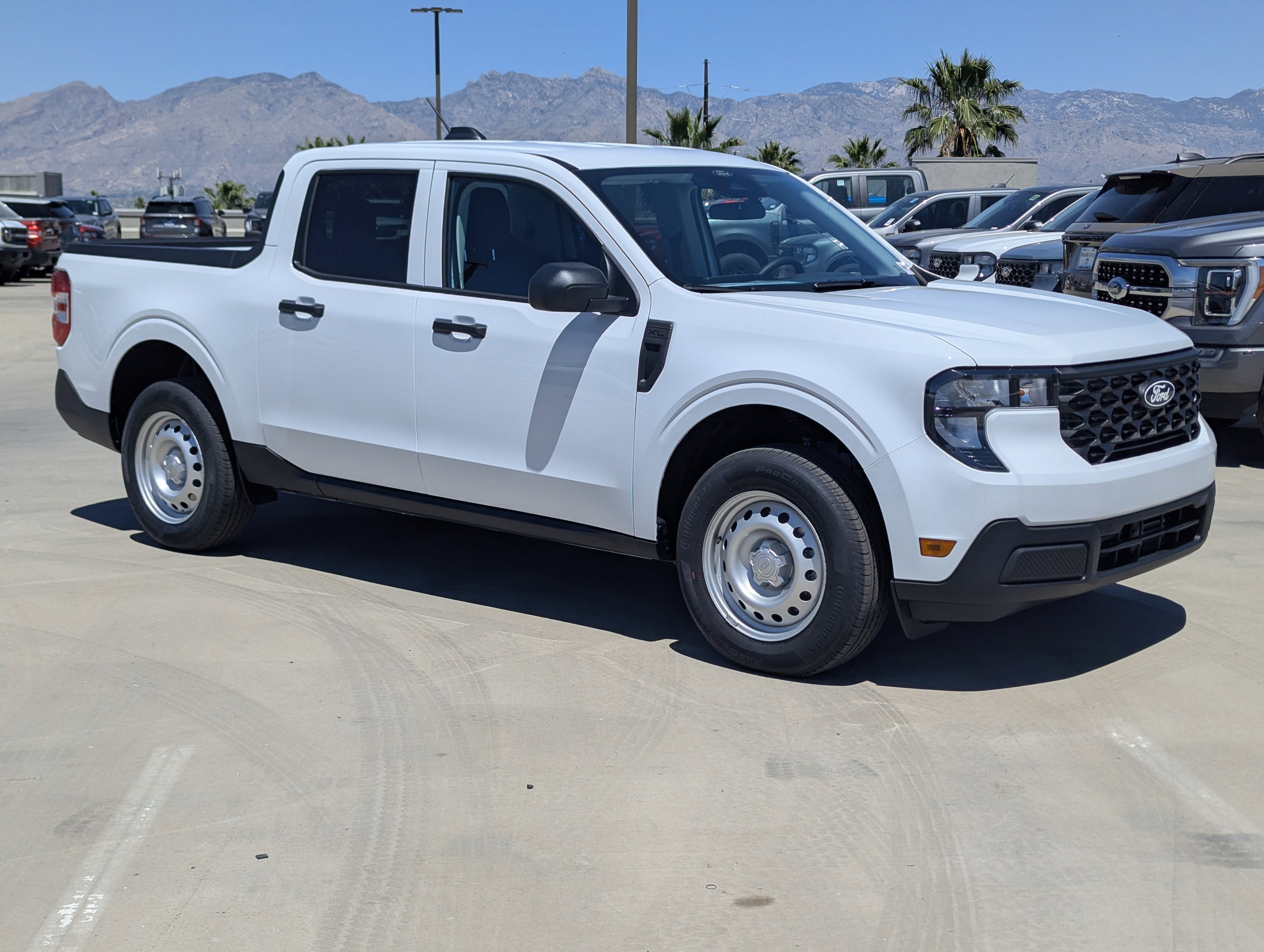 2026 Ford Maverick XL