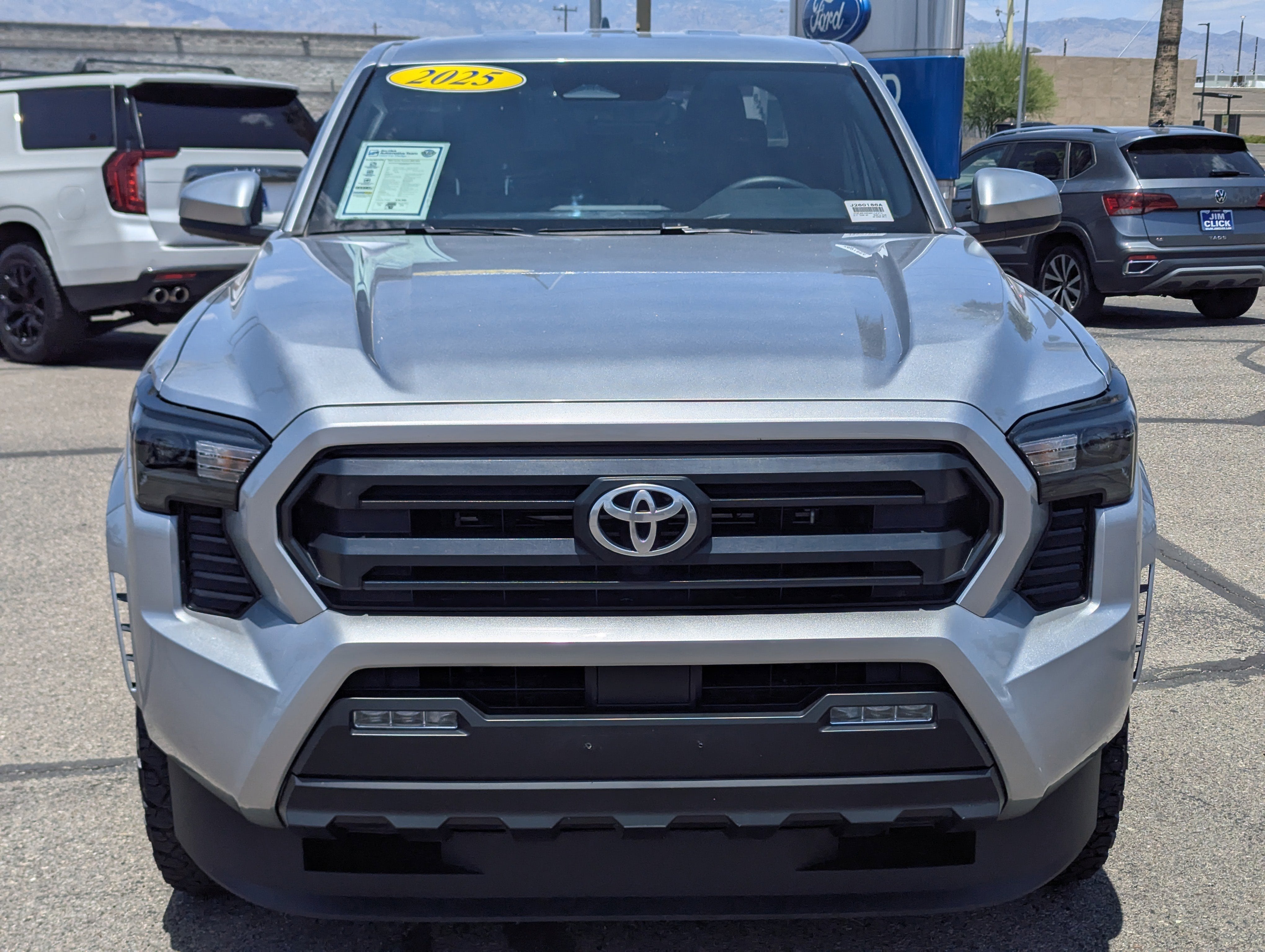 2025 Toyota Tacoma 4WD SR5