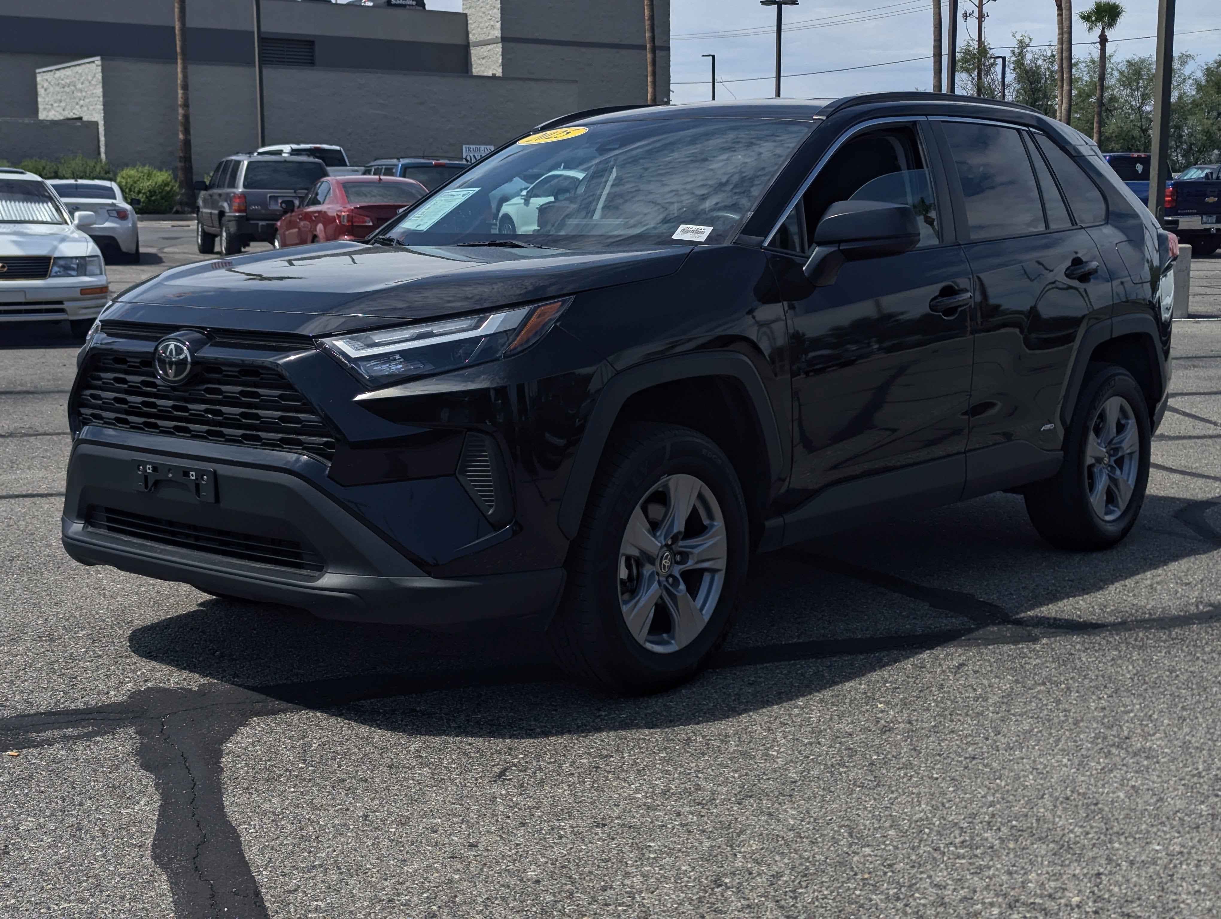 2025 Toyota RAV4 Hybrid LE