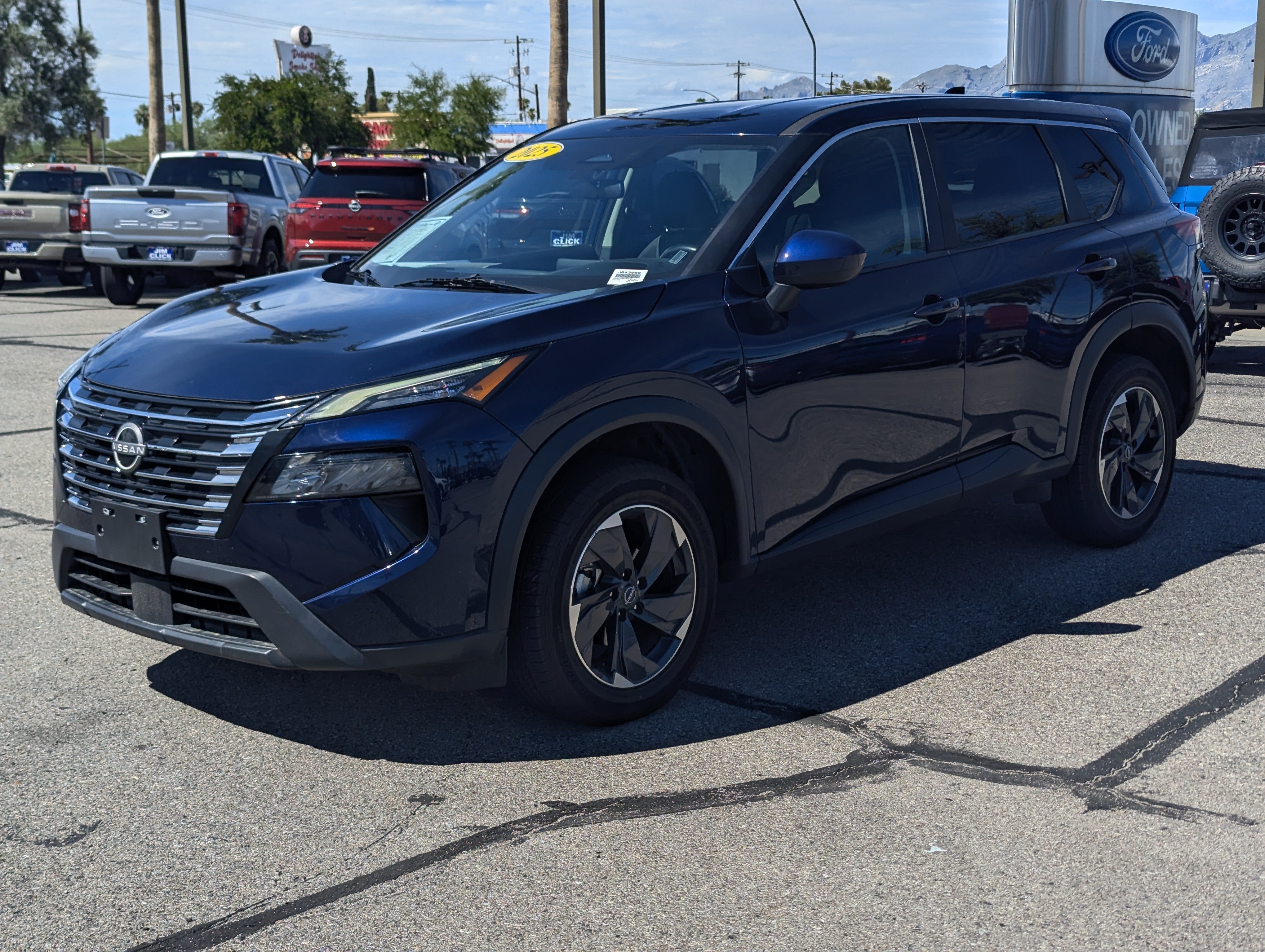 2025 Nissan Rogue SV