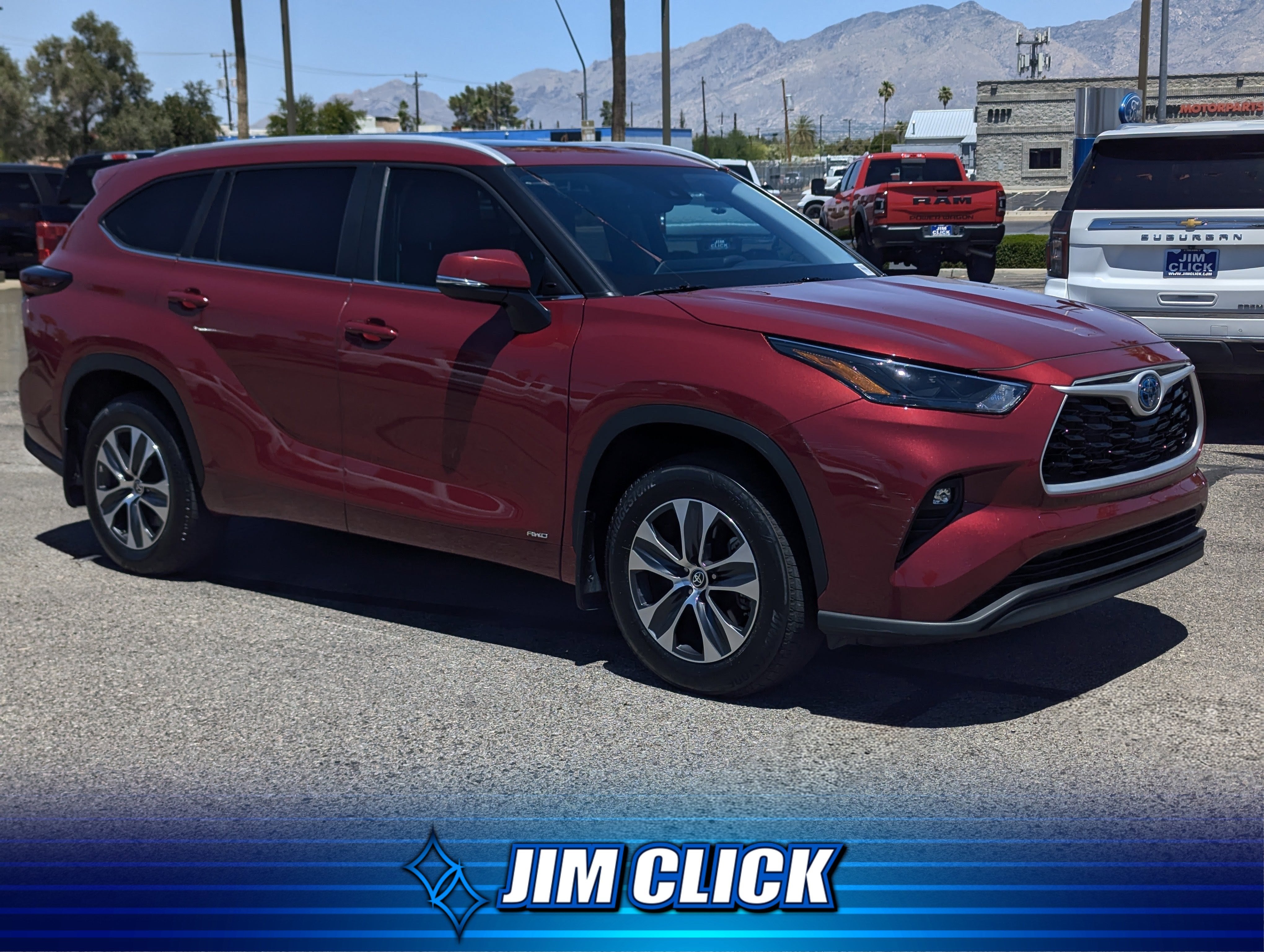 2024 Toyota Highlander Hybrid XLE