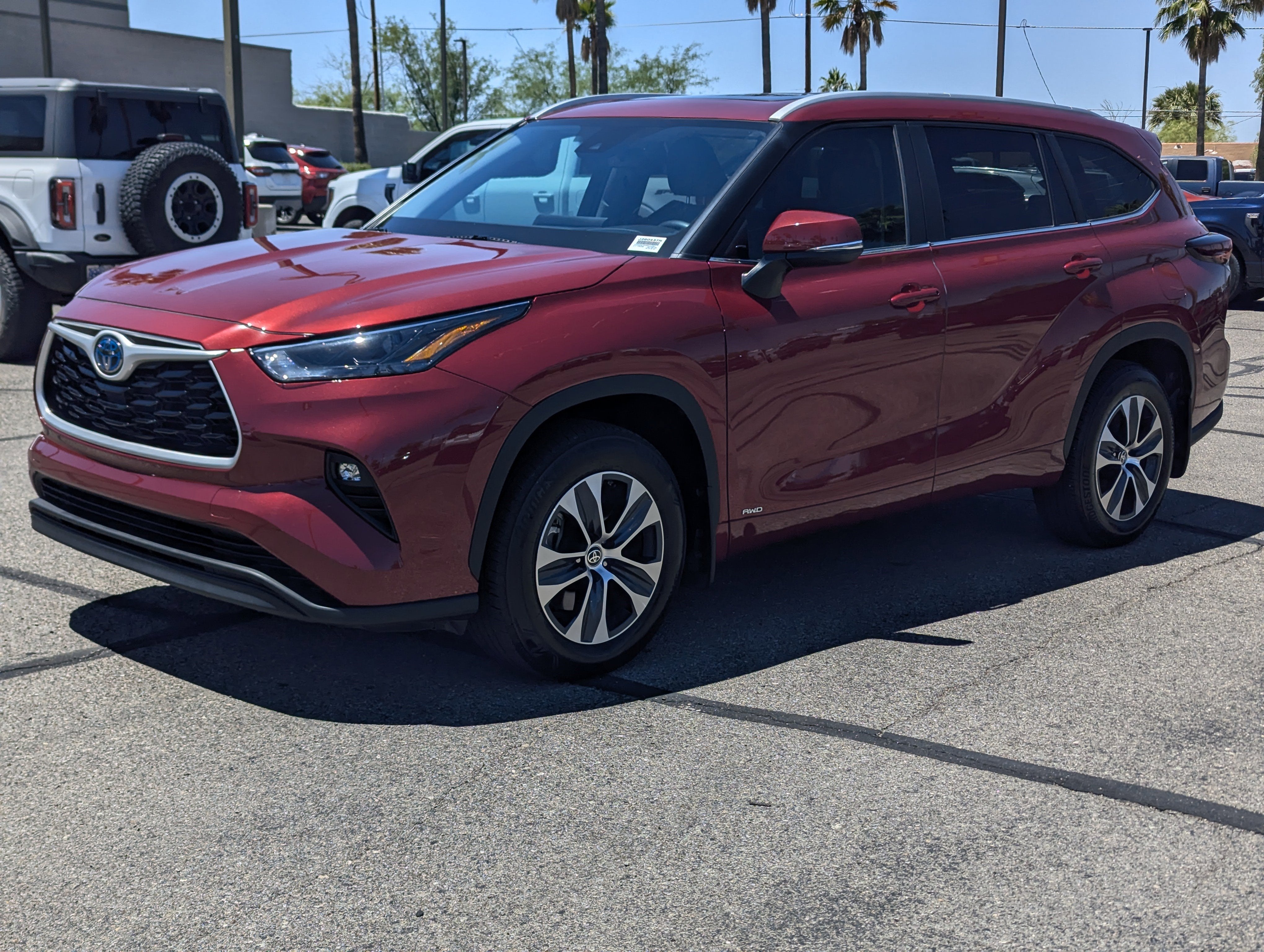 2024 Toyota Highlander Hybrid XLE