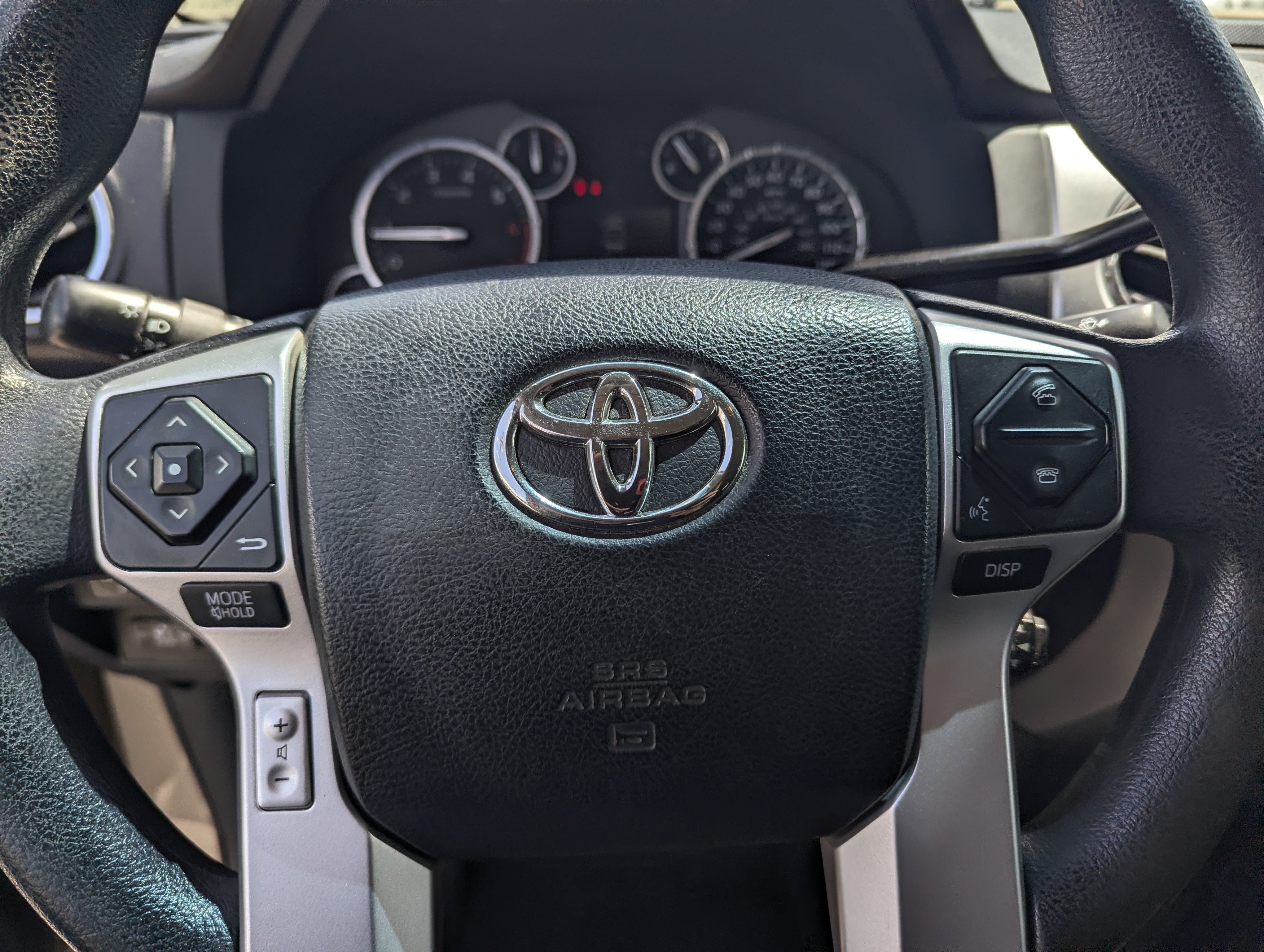 2017 Toyota Tundra 4WD SR5