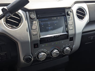 2017 Toyota Tundra 4WD SR5