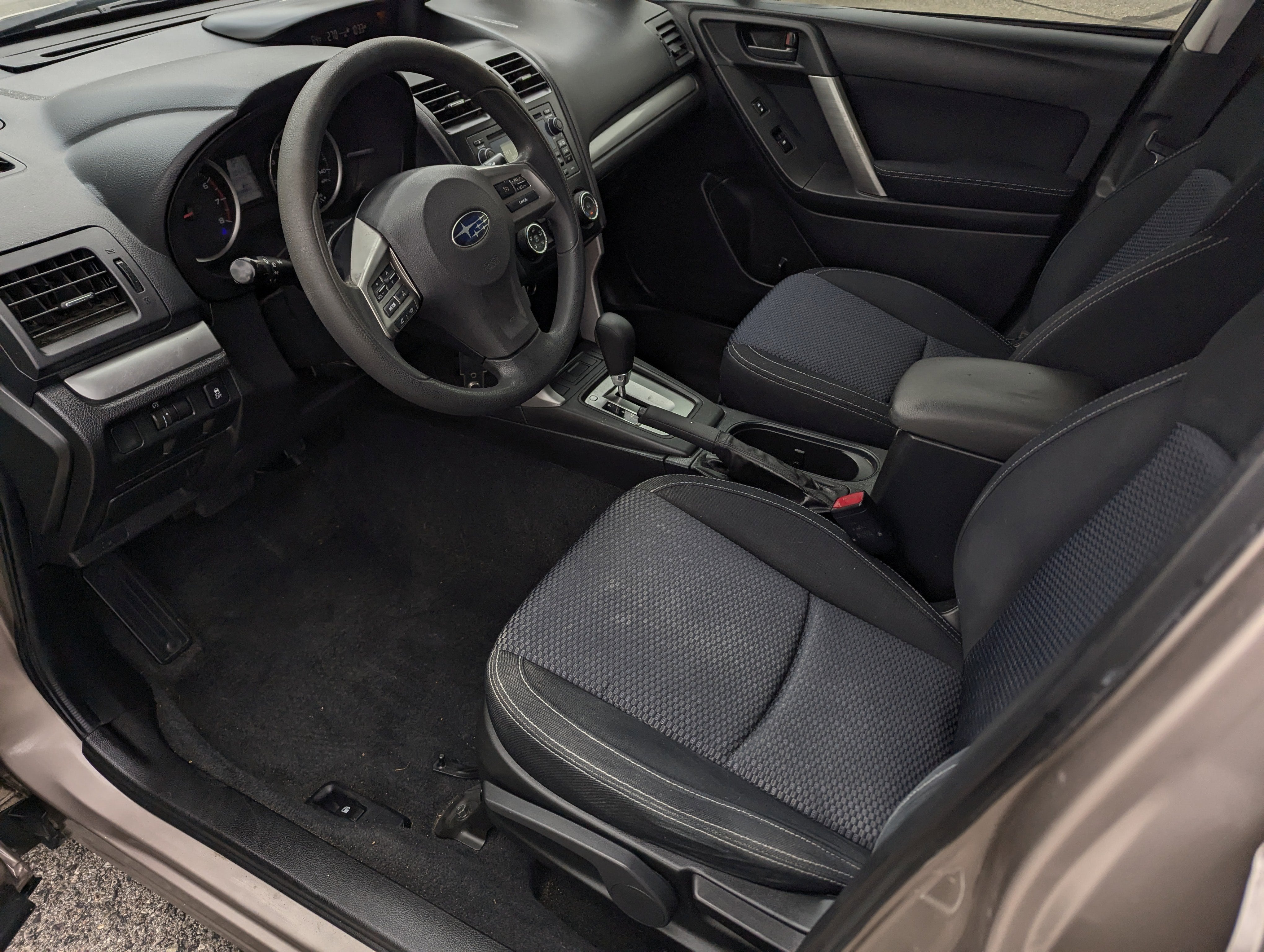 2014 Subaru Forester 2.5i