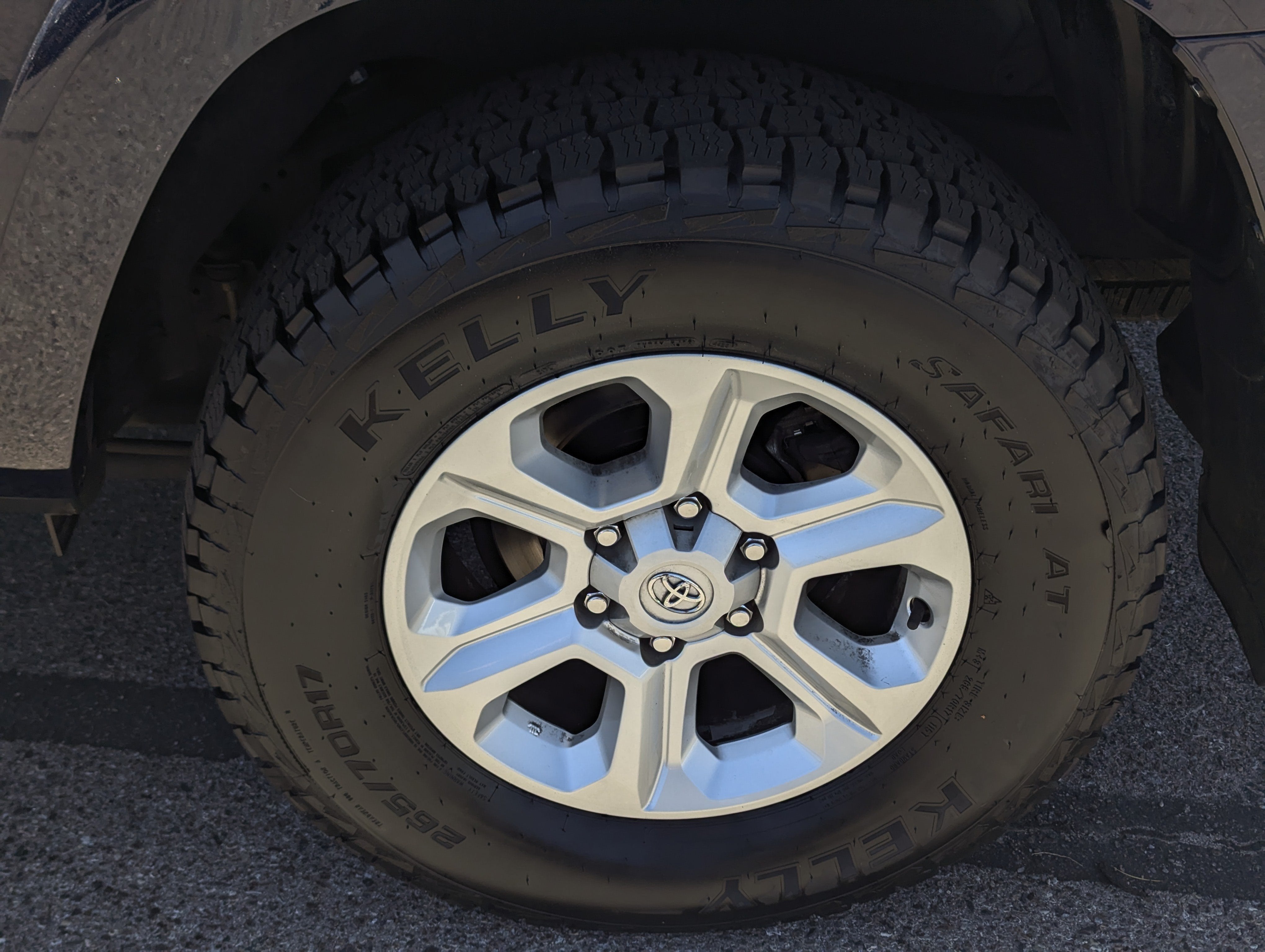 2024 Toyota 4Runner SR5