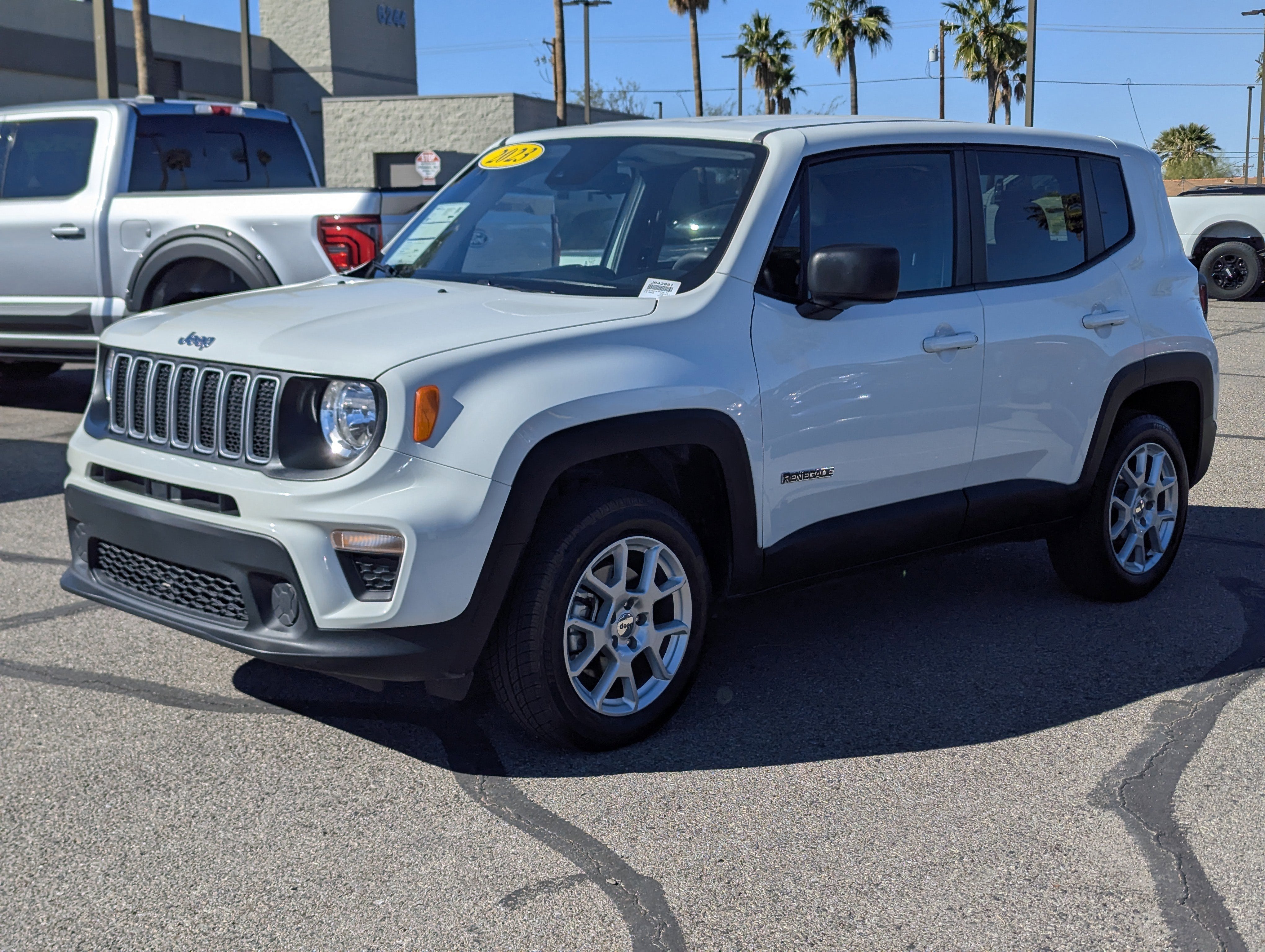 2023 Jeep Renegade Latitude