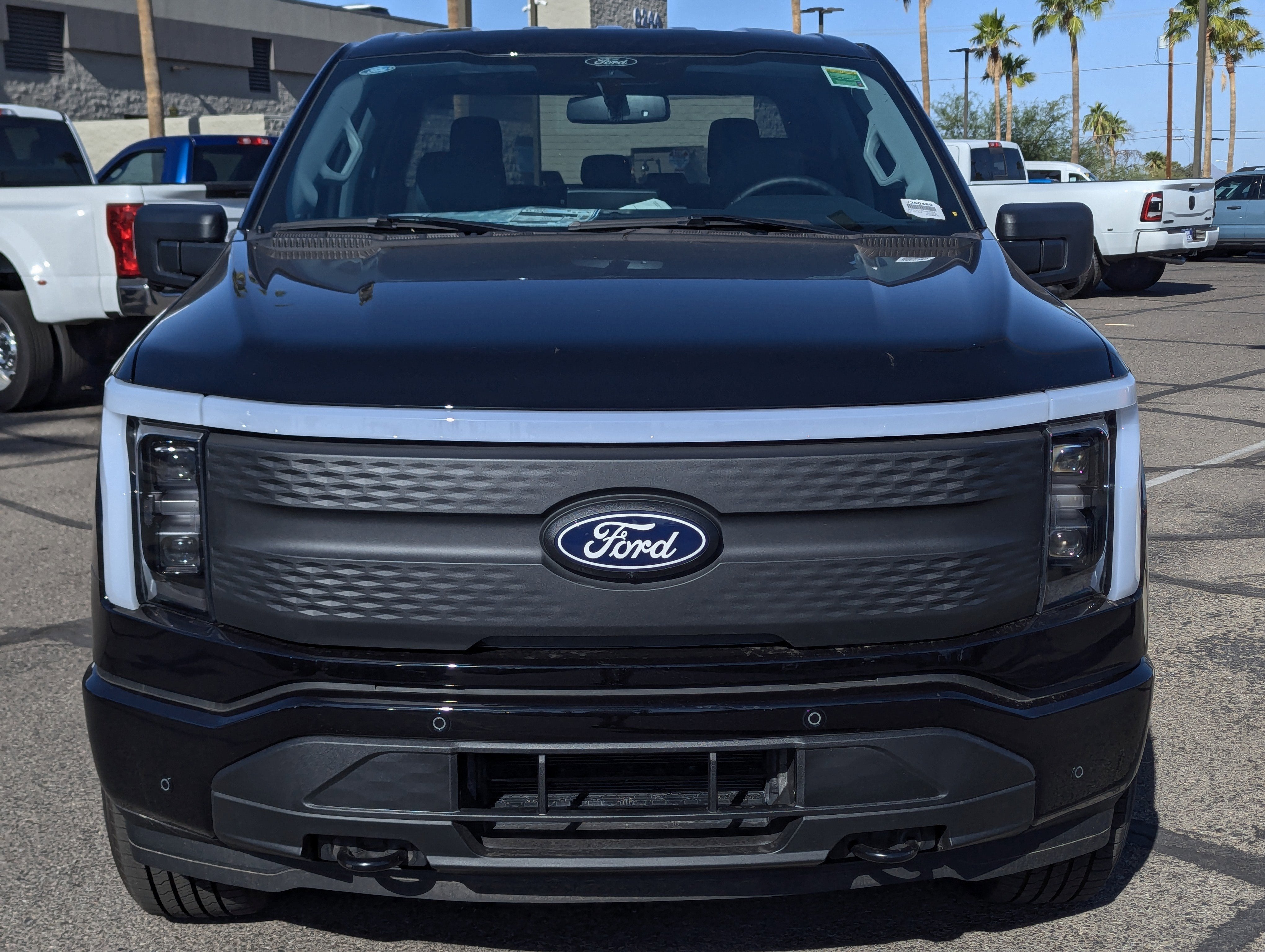 2025 Ford F-150 Lightning Flash