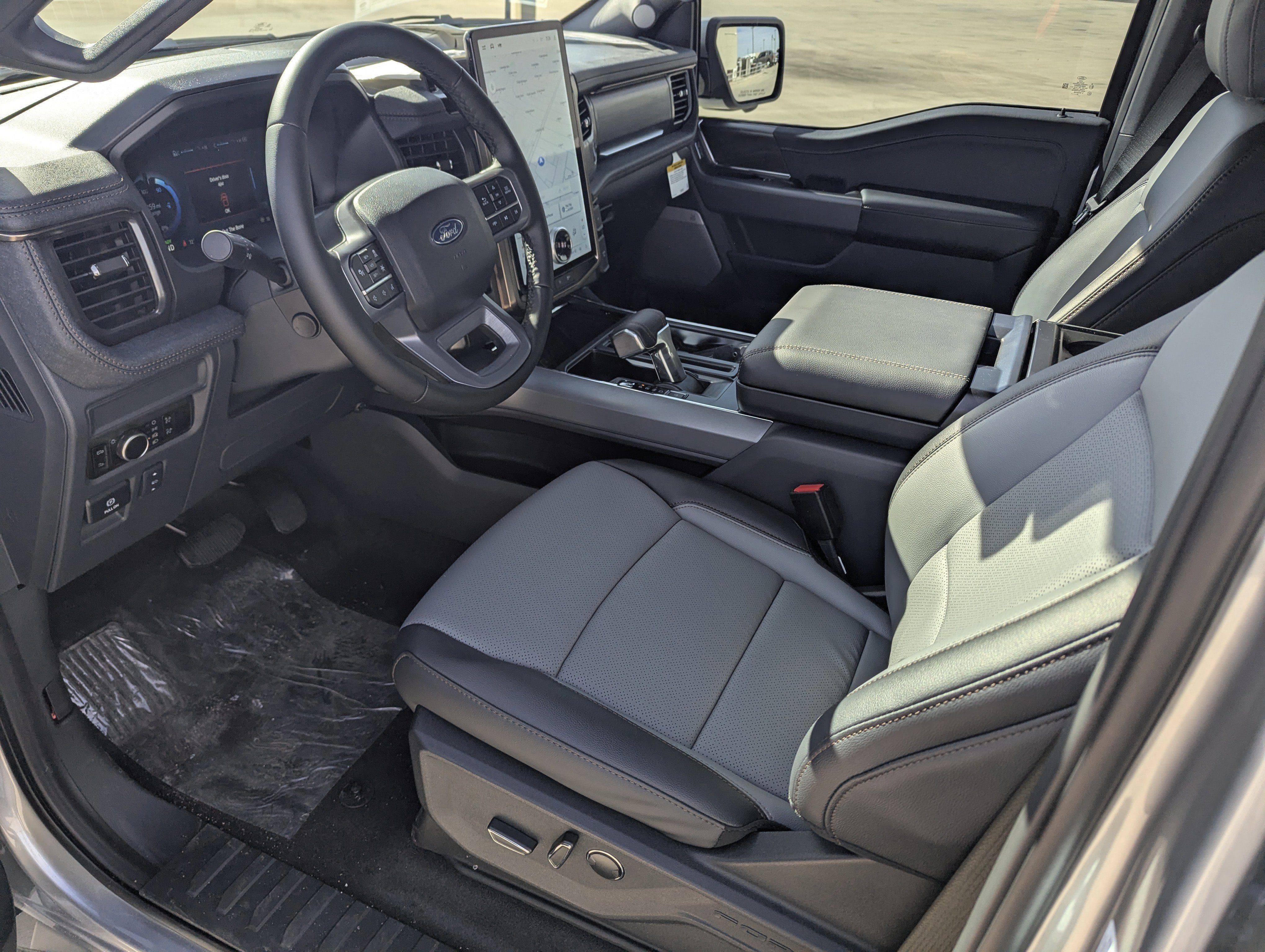 2025 Ford F-150 Lightning LARIAT